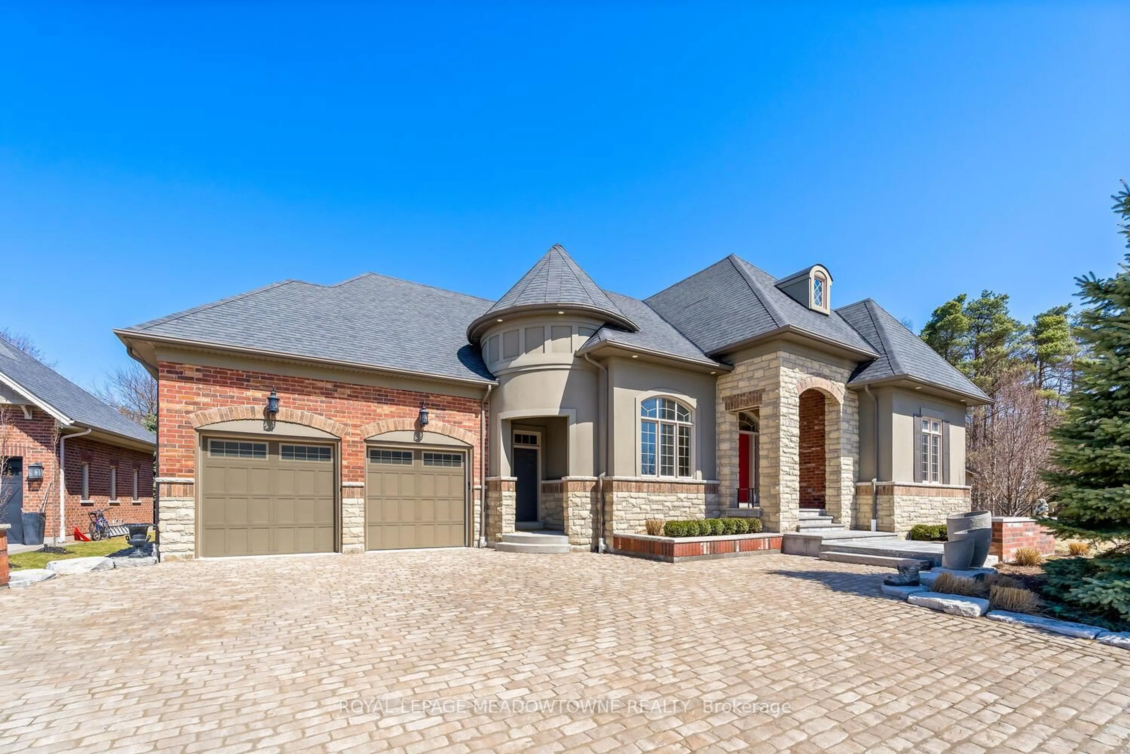 Home with brick exterior material, street for 32 Ainley Tr, Halton Hills Ontario L7G 0E6
