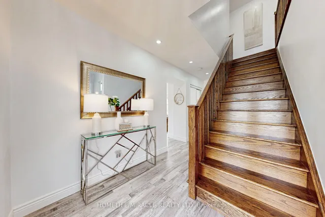 Additional property image - 949 Zelinsky Cres