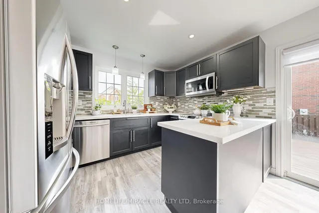 Additional property image - 949 Zelinsky Cres