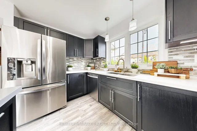 Additional property image - 949 Zelinsky Cres