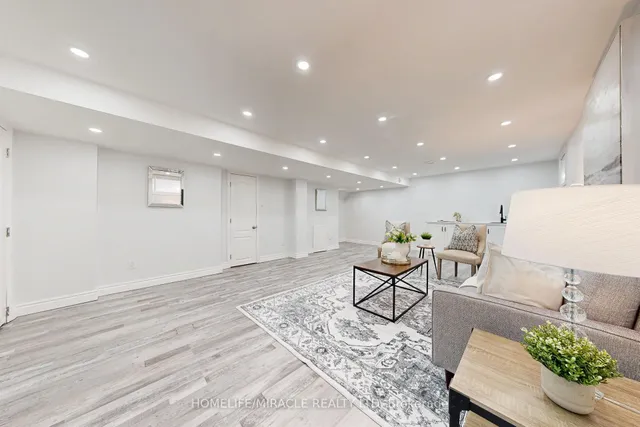 Additional property image - 949 Zelinsky Cres
