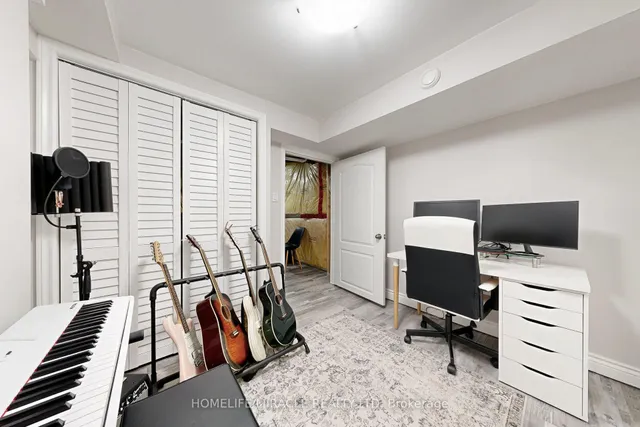 Additional property image - 949 Zelinsky Cres