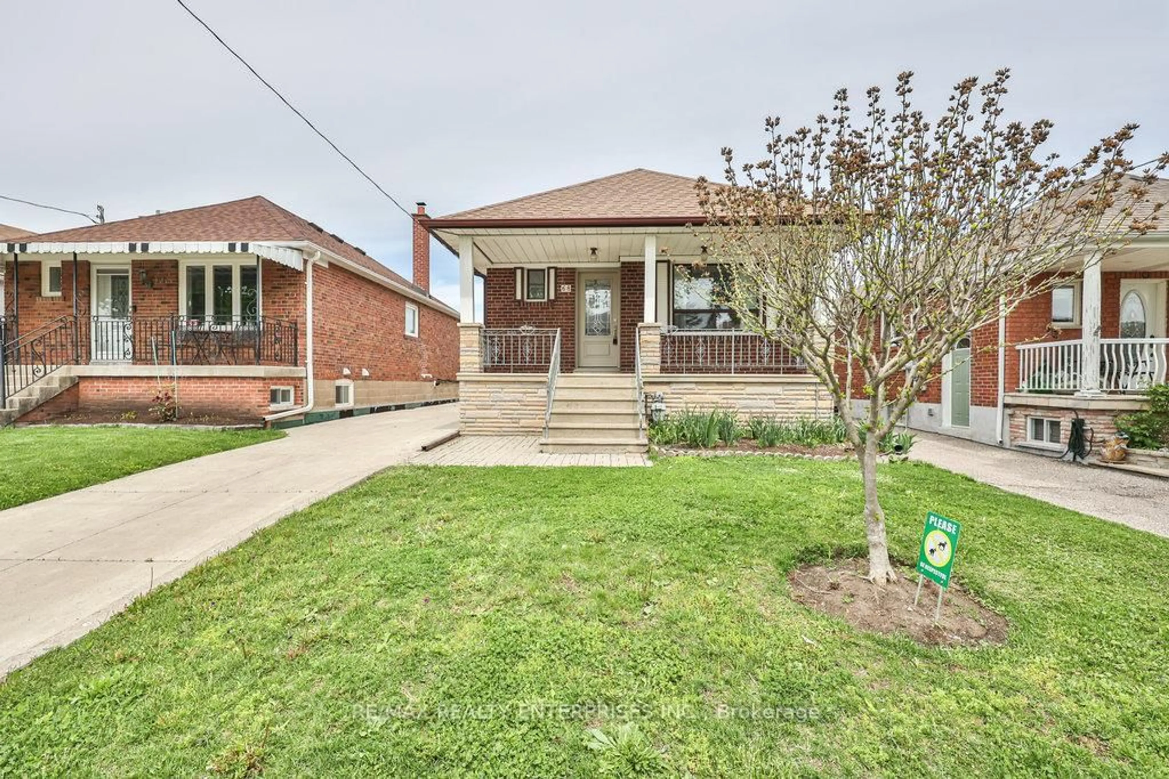 Home with brick exterior material, street for 68 Algoma St, Toronto Ontario M8Y 1C5