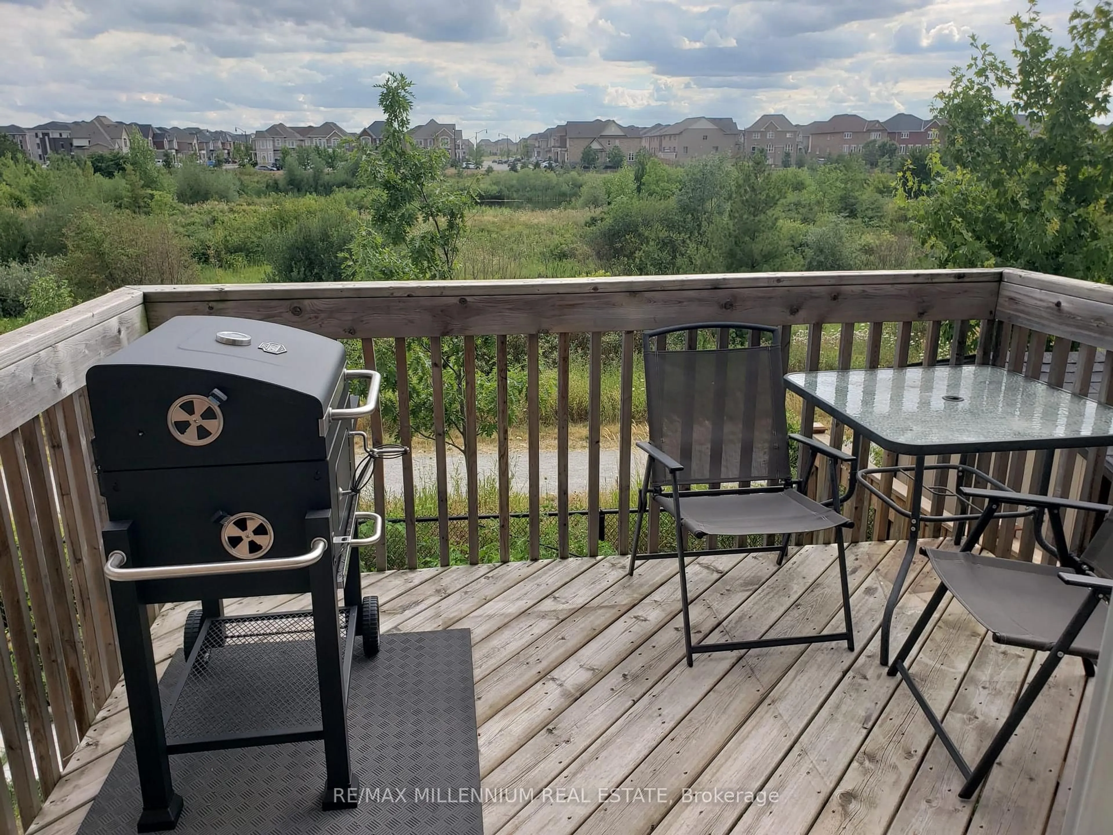 Patio, water/lake/river/ocean view for 76 Miracle Tr, Brampton Ontario L7A 0Y7