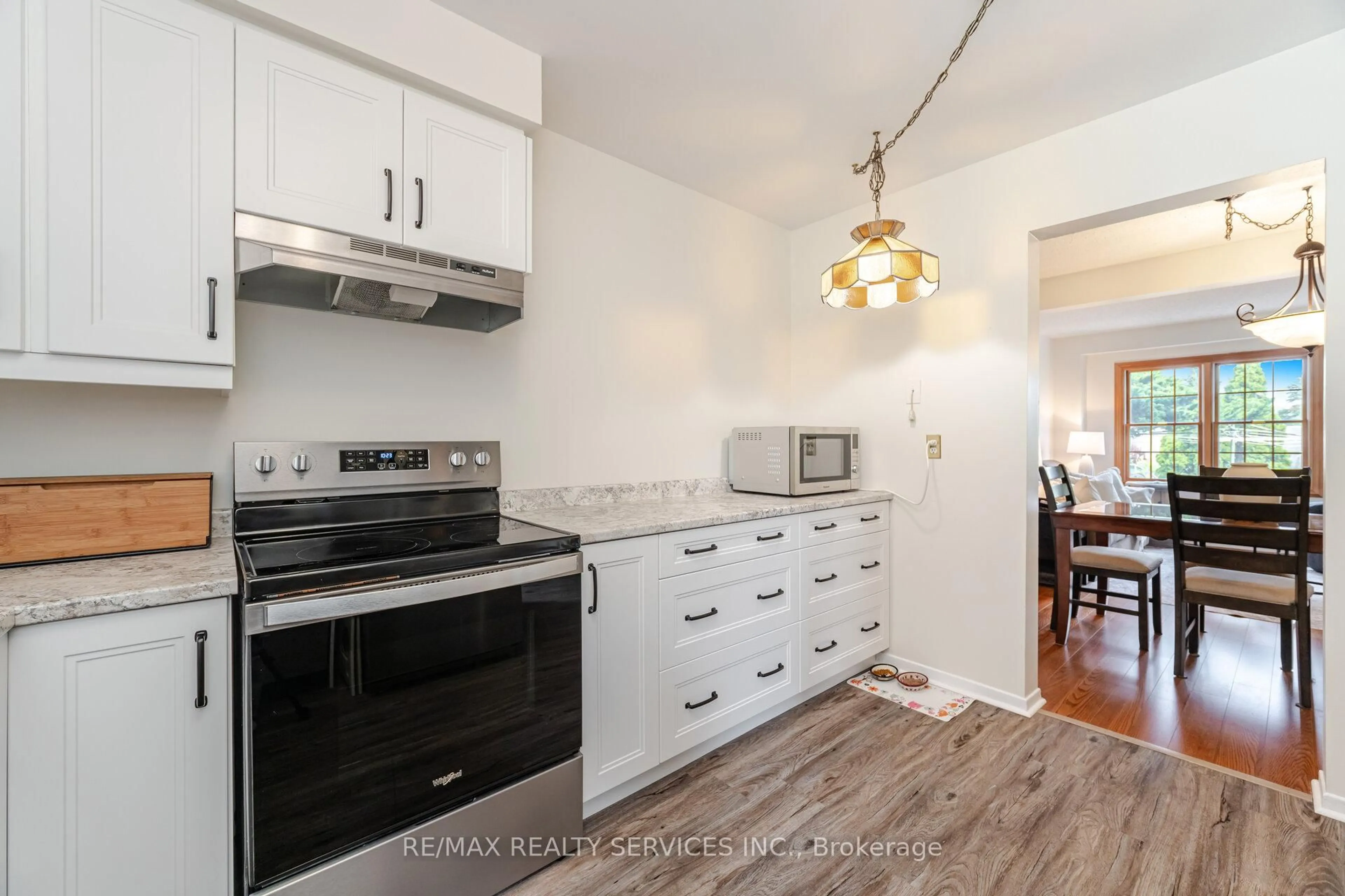 Open concept kitchen, unknown for 170 Royal Salisbury Way, Brampton Ontario L6V 3J9