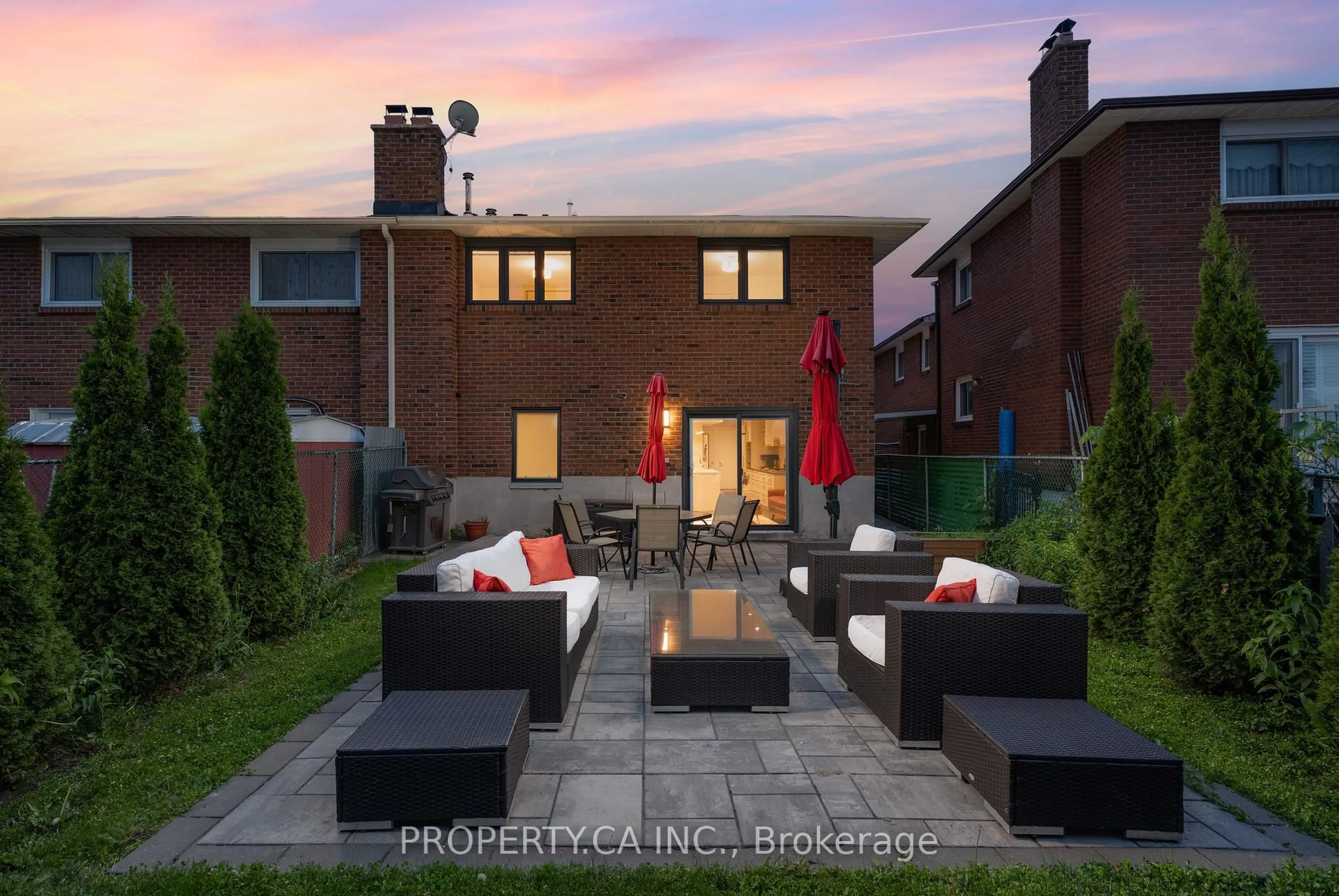 Patio, street for 16 Fredrick Mowat Lane, Toronto Ontario M3J 3C5