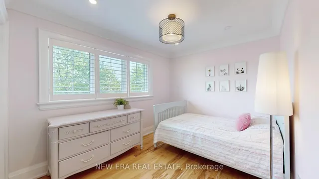 Additional property image - 891 Pickersgill Cres