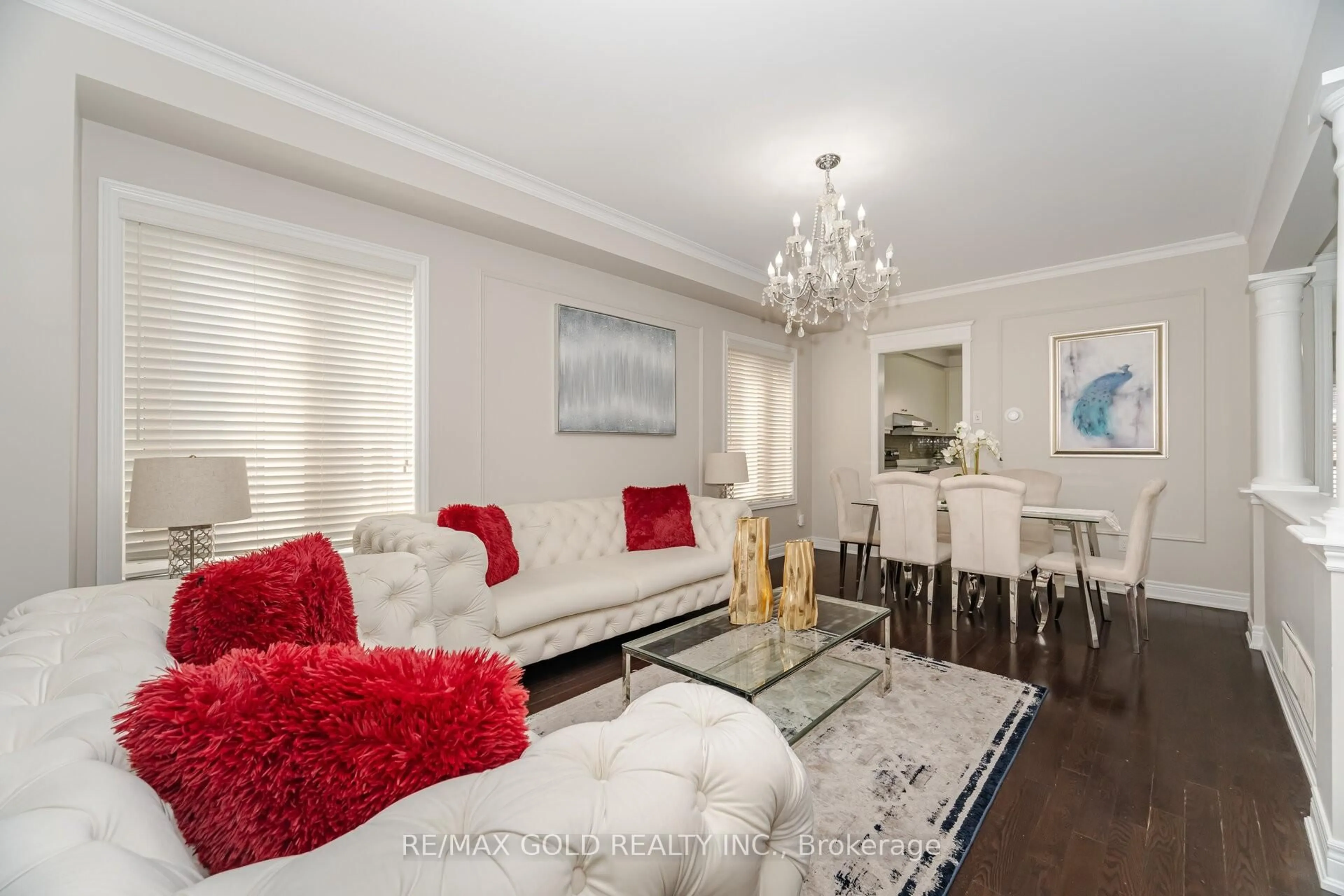 Living room with furniture, unknown for 61 Birch Tree Tr, Brampton Ontario L6P 3M8