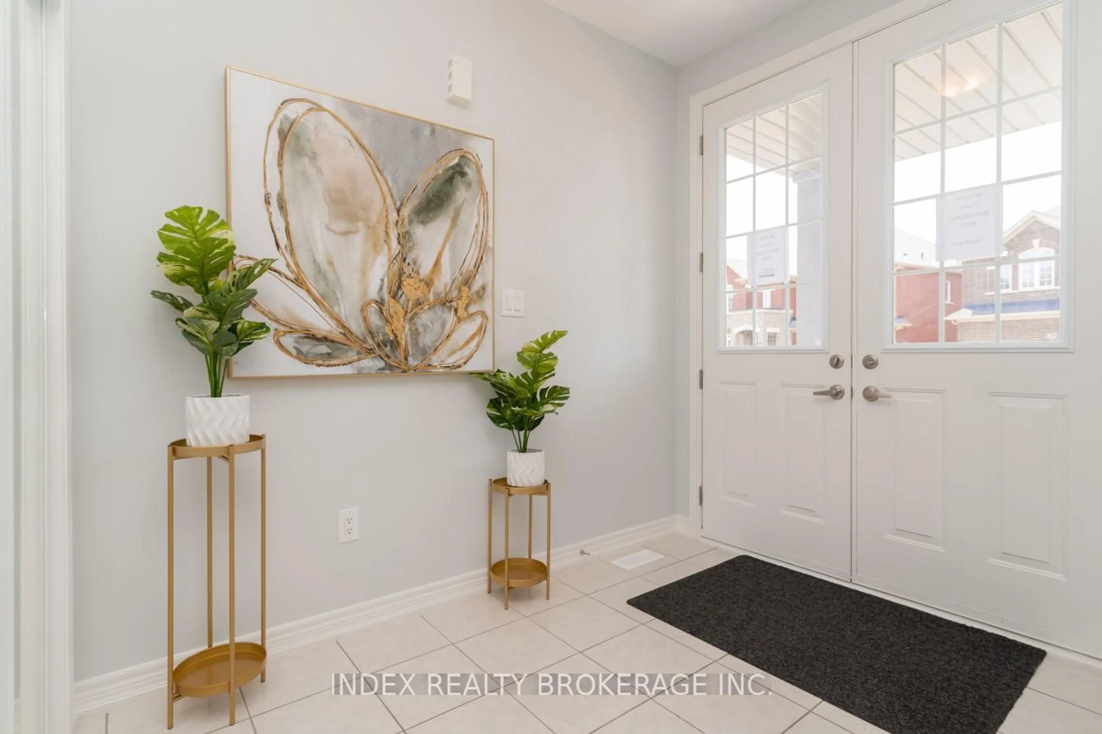 Indoor entryway for 20 Unwind Cres, Brampton Ontario L6X 5J6