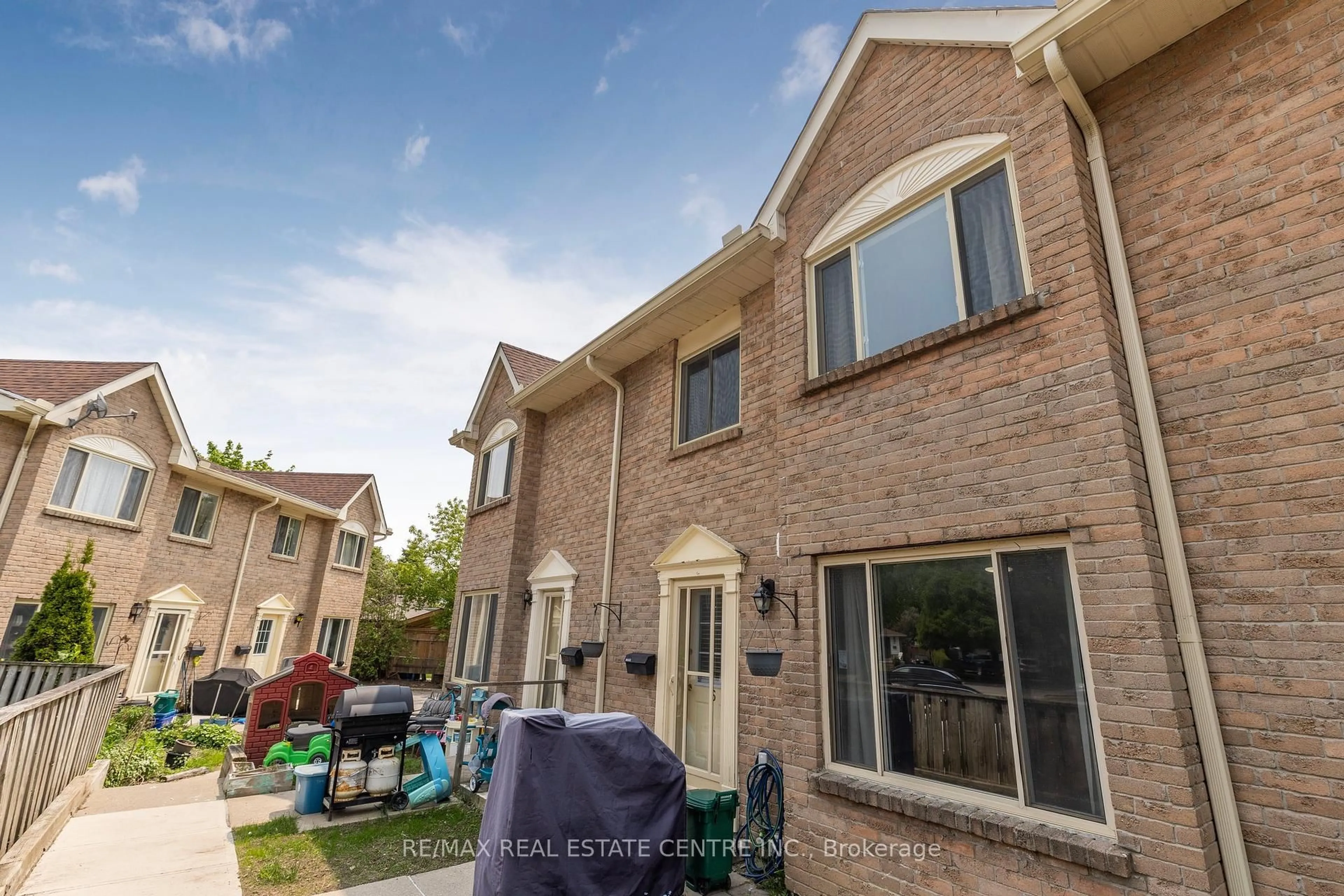 Home with brick exterior material, street for 4 Cedar Dr #6, Orangeville Ontario L9W 2X6