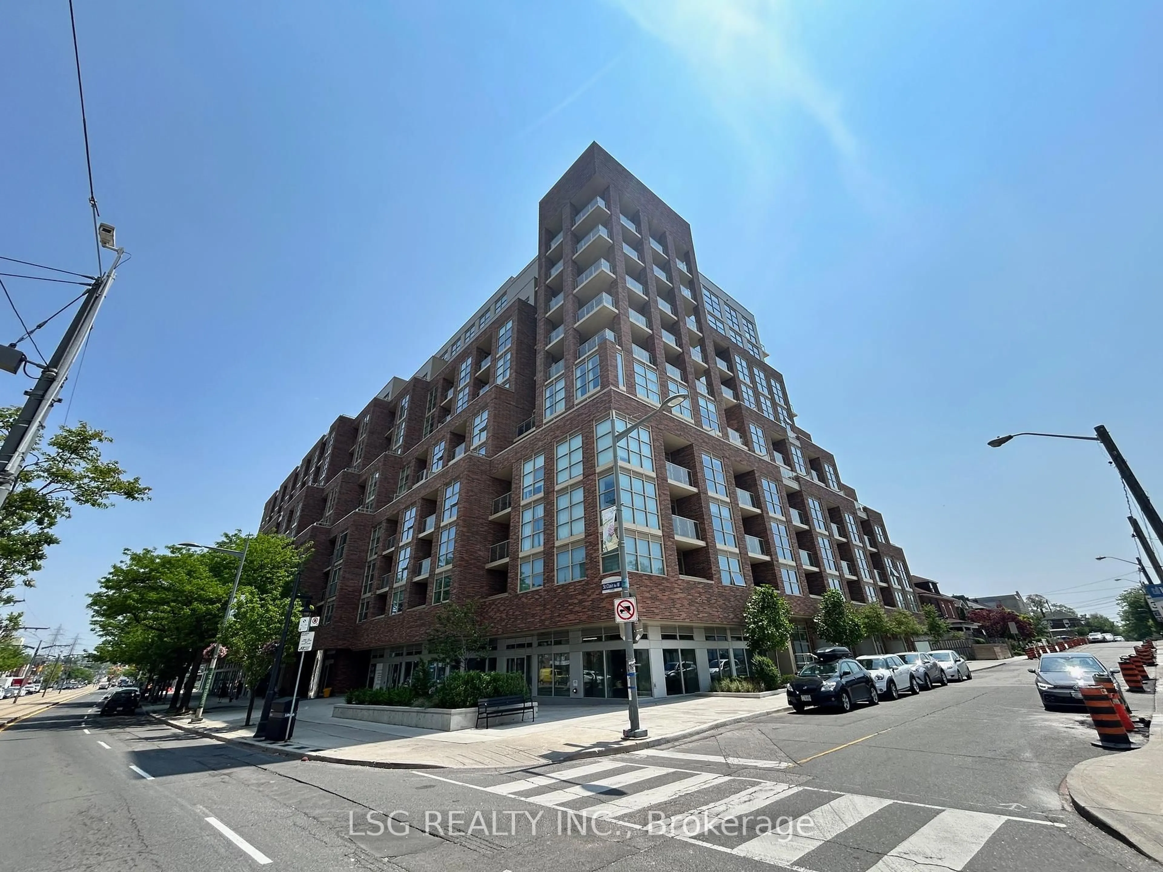 Unknown for 1787 St Clair Ave #310, Toronto Ontario M6N 0B7