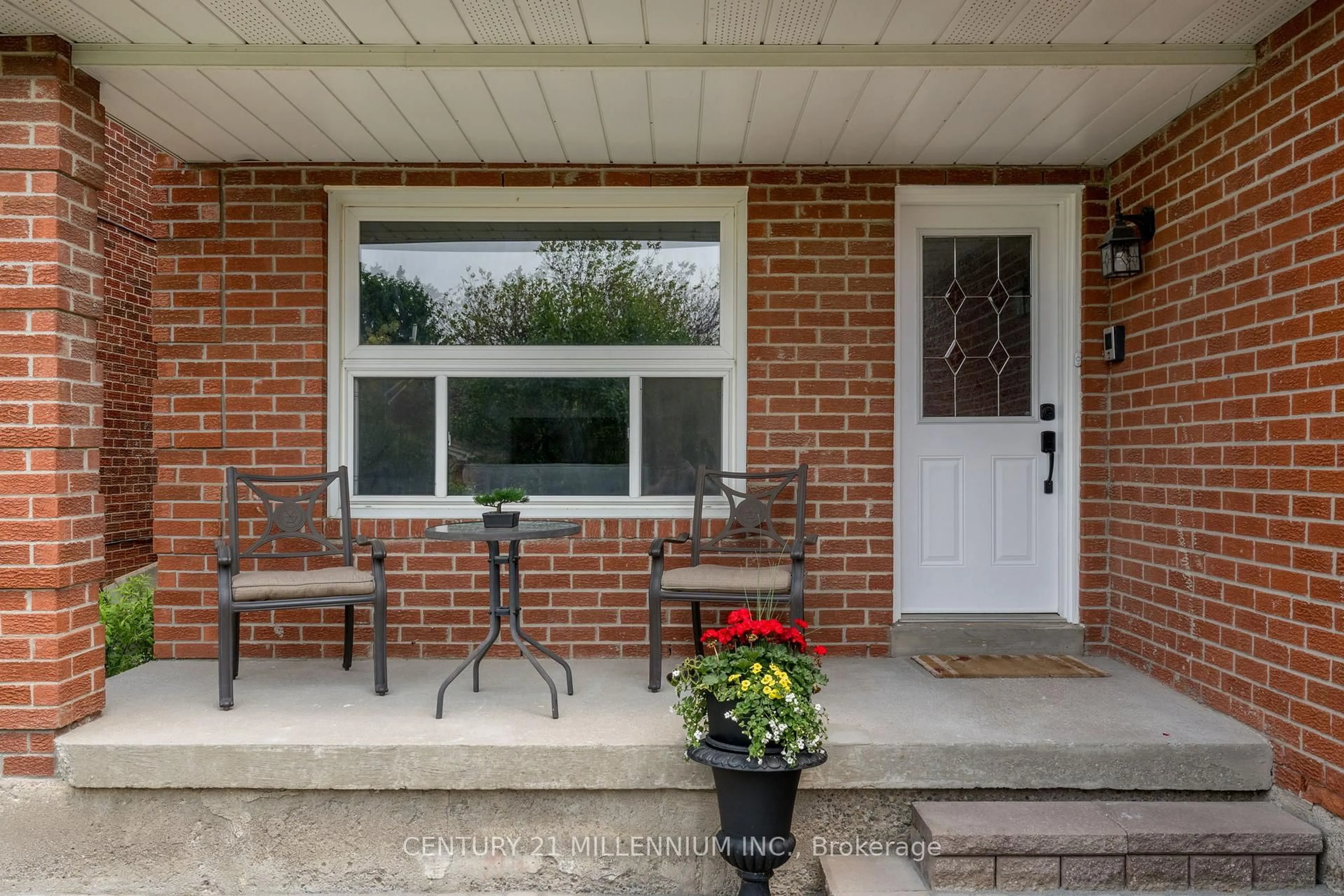 Home with brick exterior material, street for 17 Whitehaven Dr, Brampton Ontario L6Z 2R5