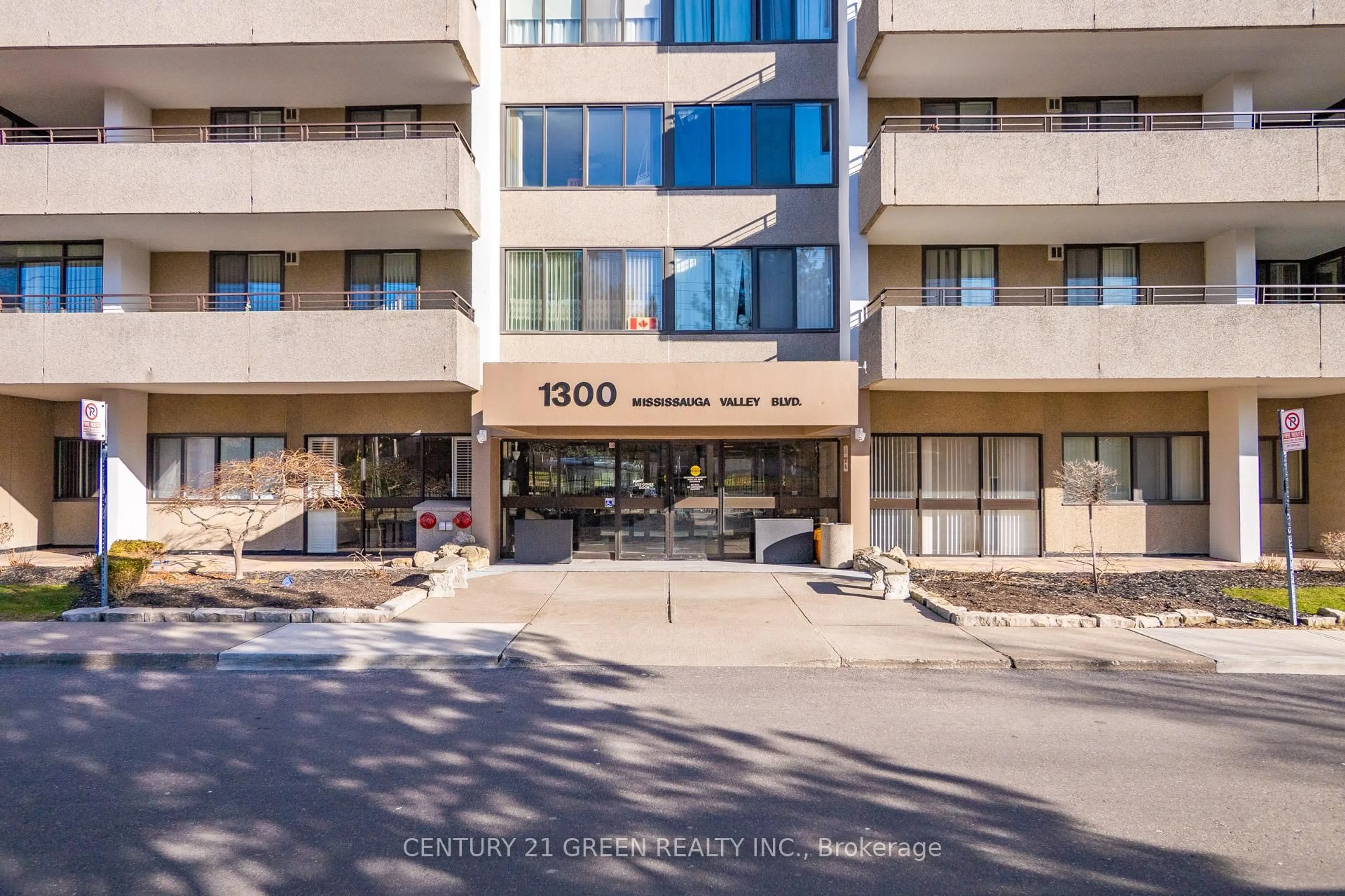 Unknown for 1300 Mississauga Valley Blvd #1011, Mississauga Ontario L5A 3S8