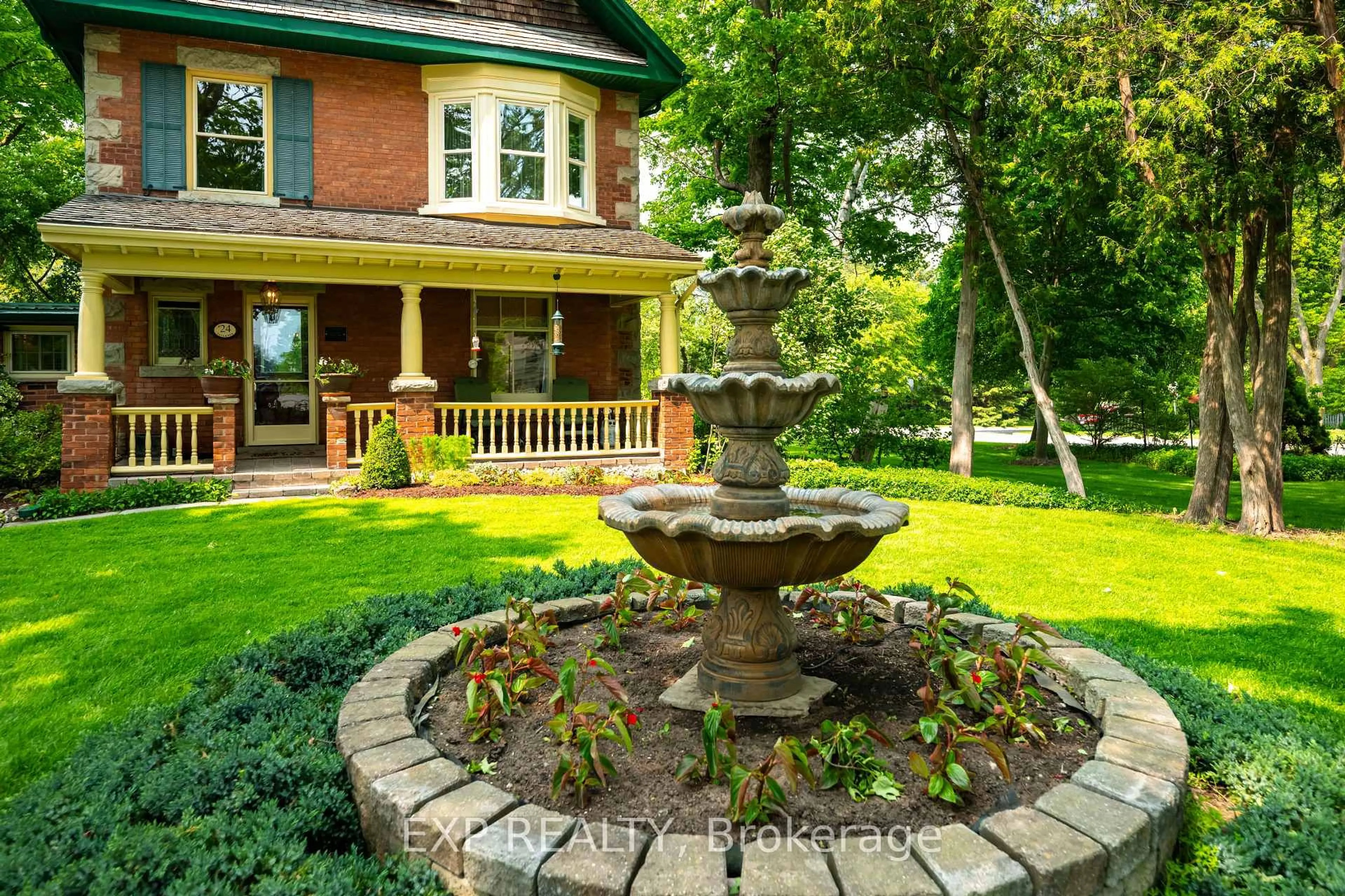 Patio, unknown for 24 Faulkner St, Orangeville Ontario L9W 2G6