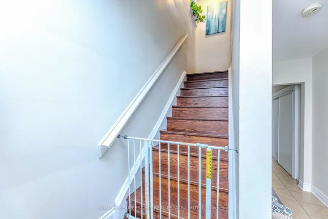 Additional property image - 3 Lightwood Dr
