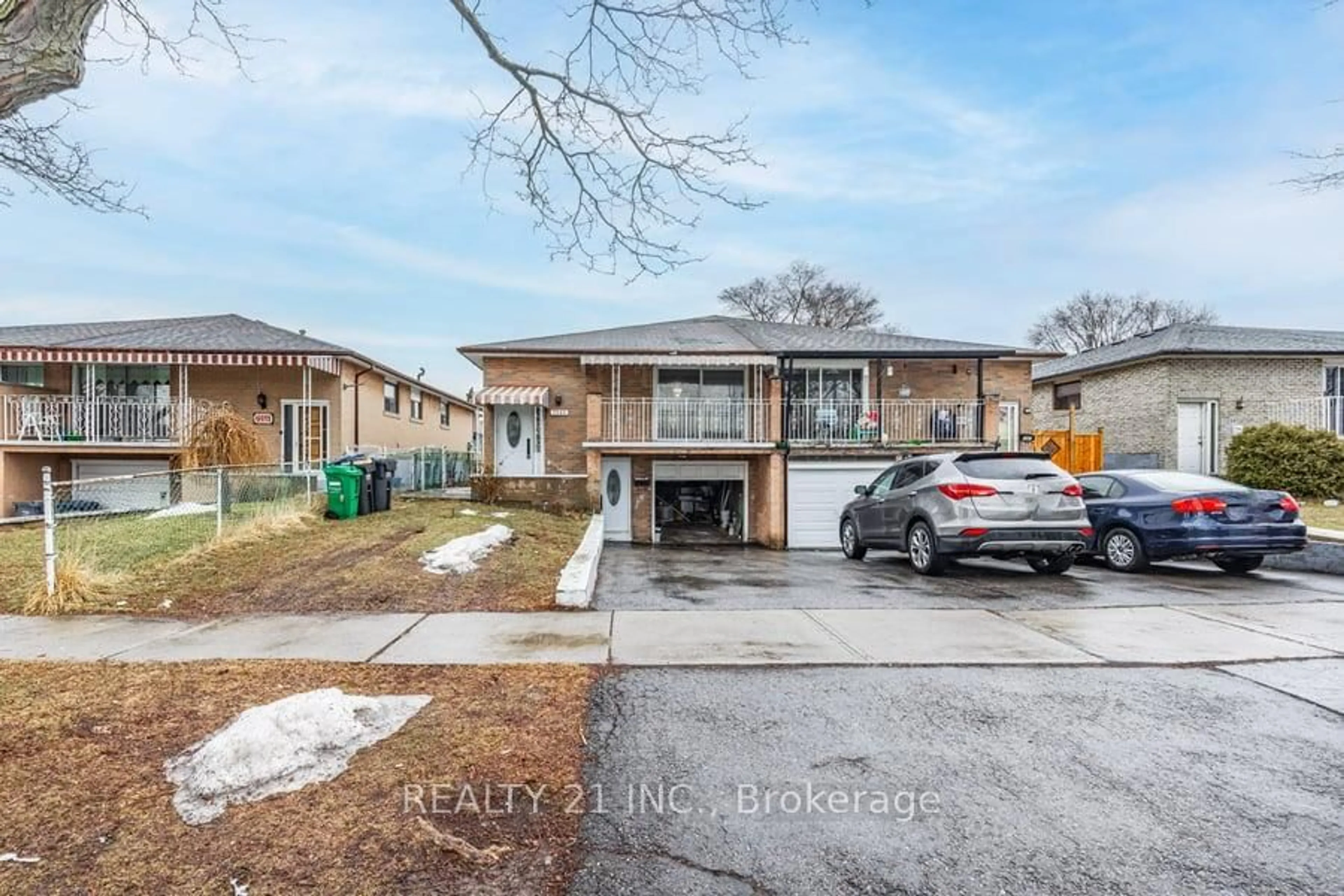 Unknown for 7265 Redfox Rd, Mississauga Ontario L4T 2L9