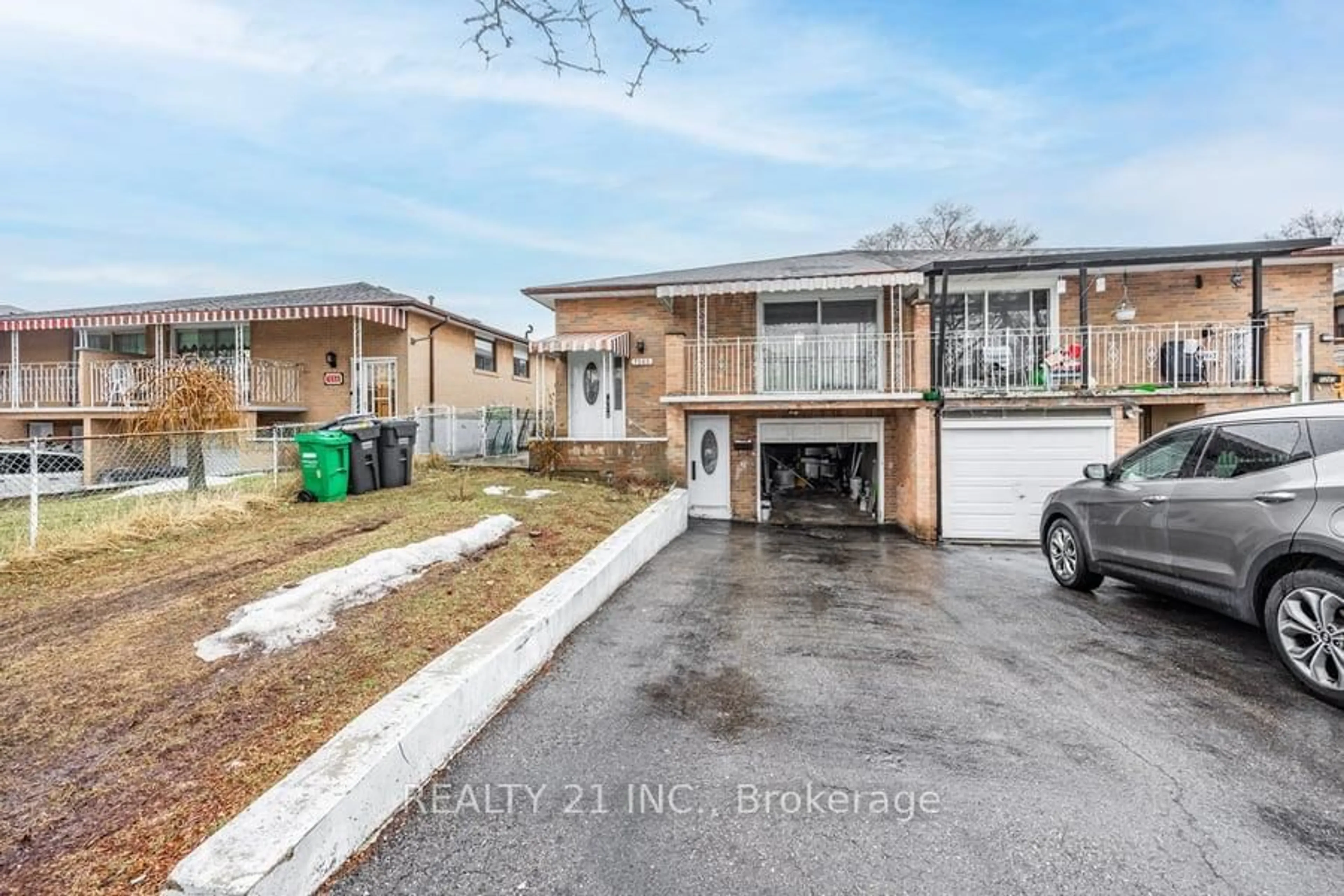 Unknown for 7265 Redfox Rd, Mississauga Ontario L4T 2L9