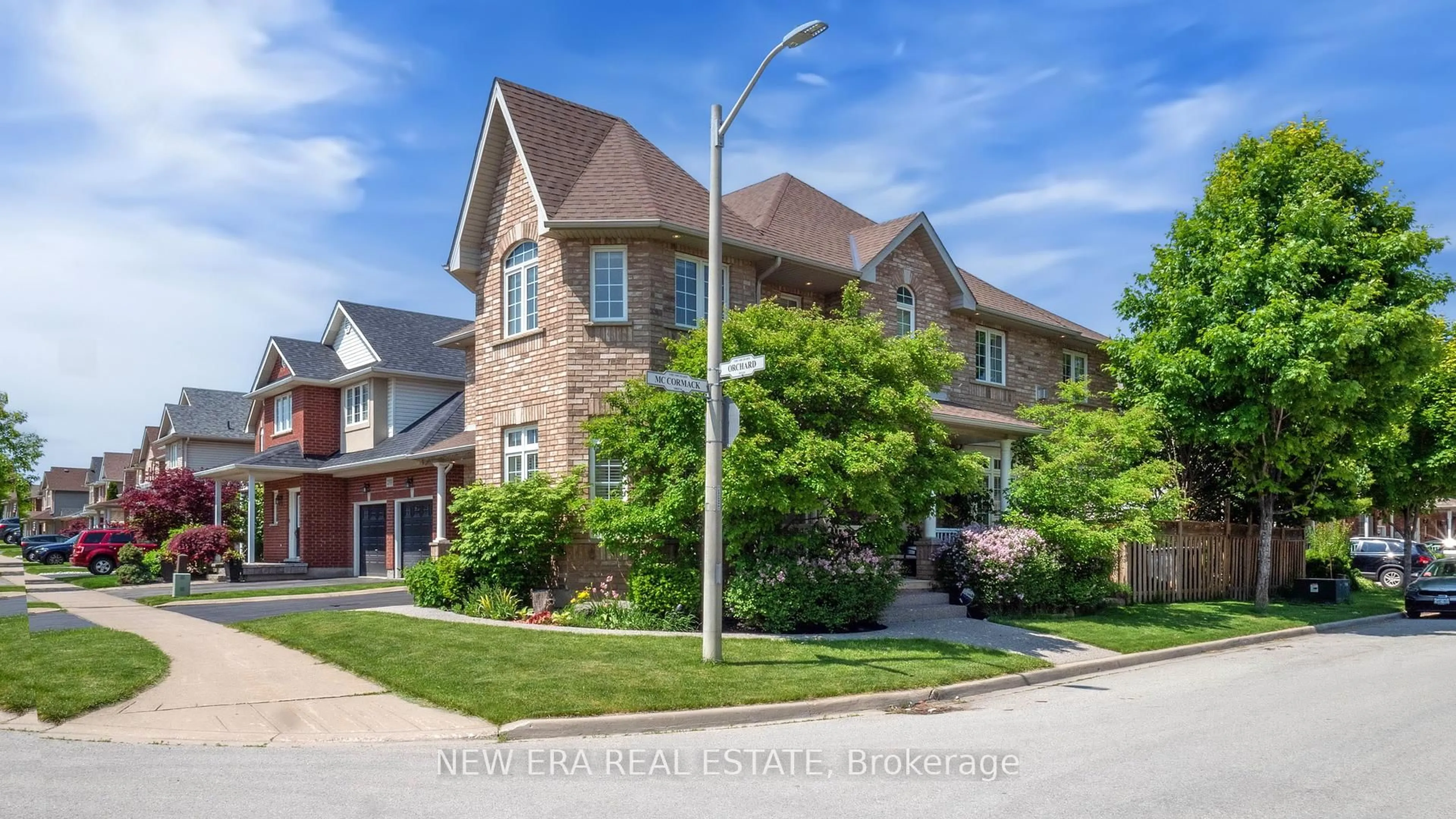 Home with brick exterior material, street for 2331 Orchard Rd, Burlington Ontario L7L 7E8