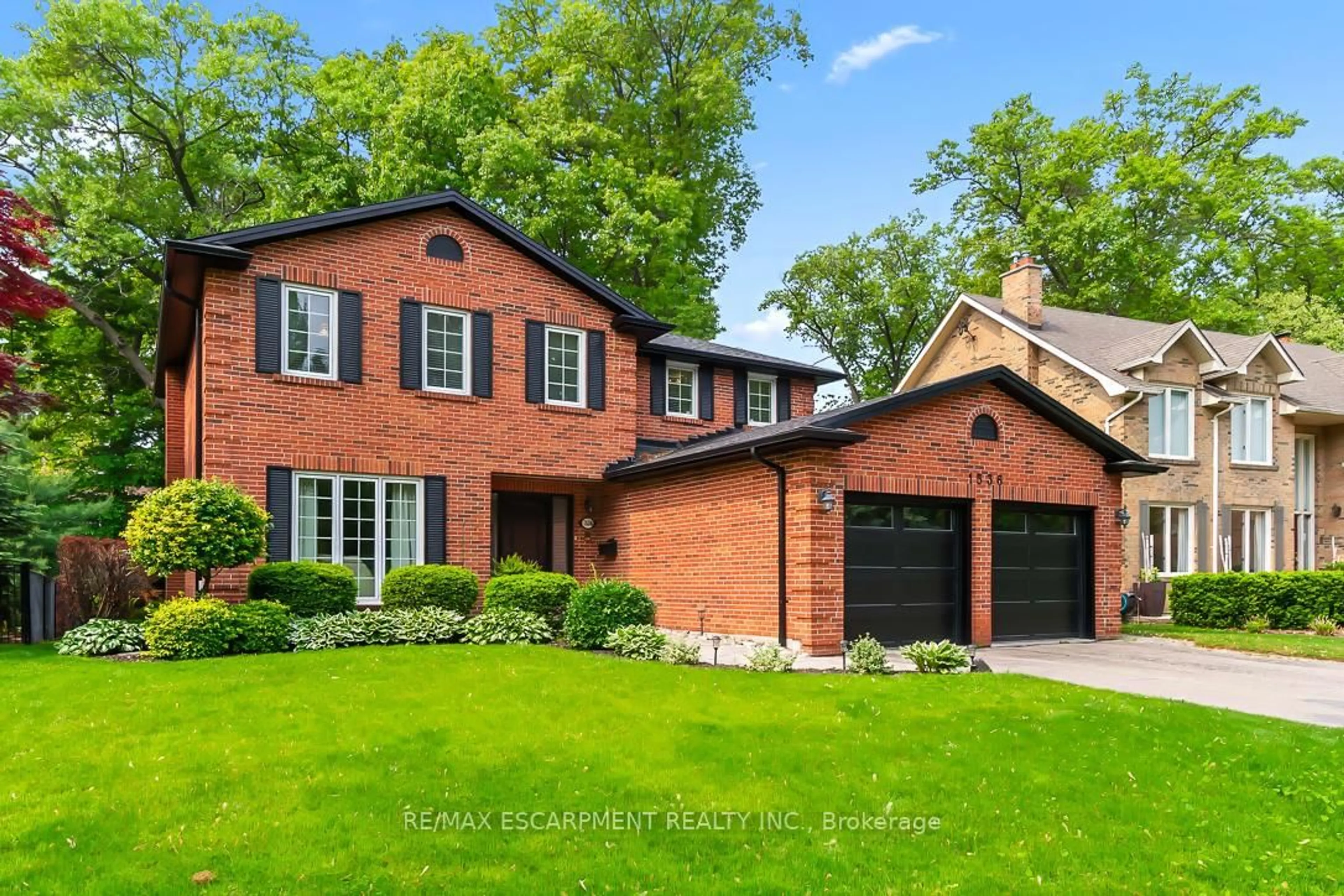 Home with brick exterior material, street for 1536 Calumet Pl, Mississauga Ontario L5J 3A9