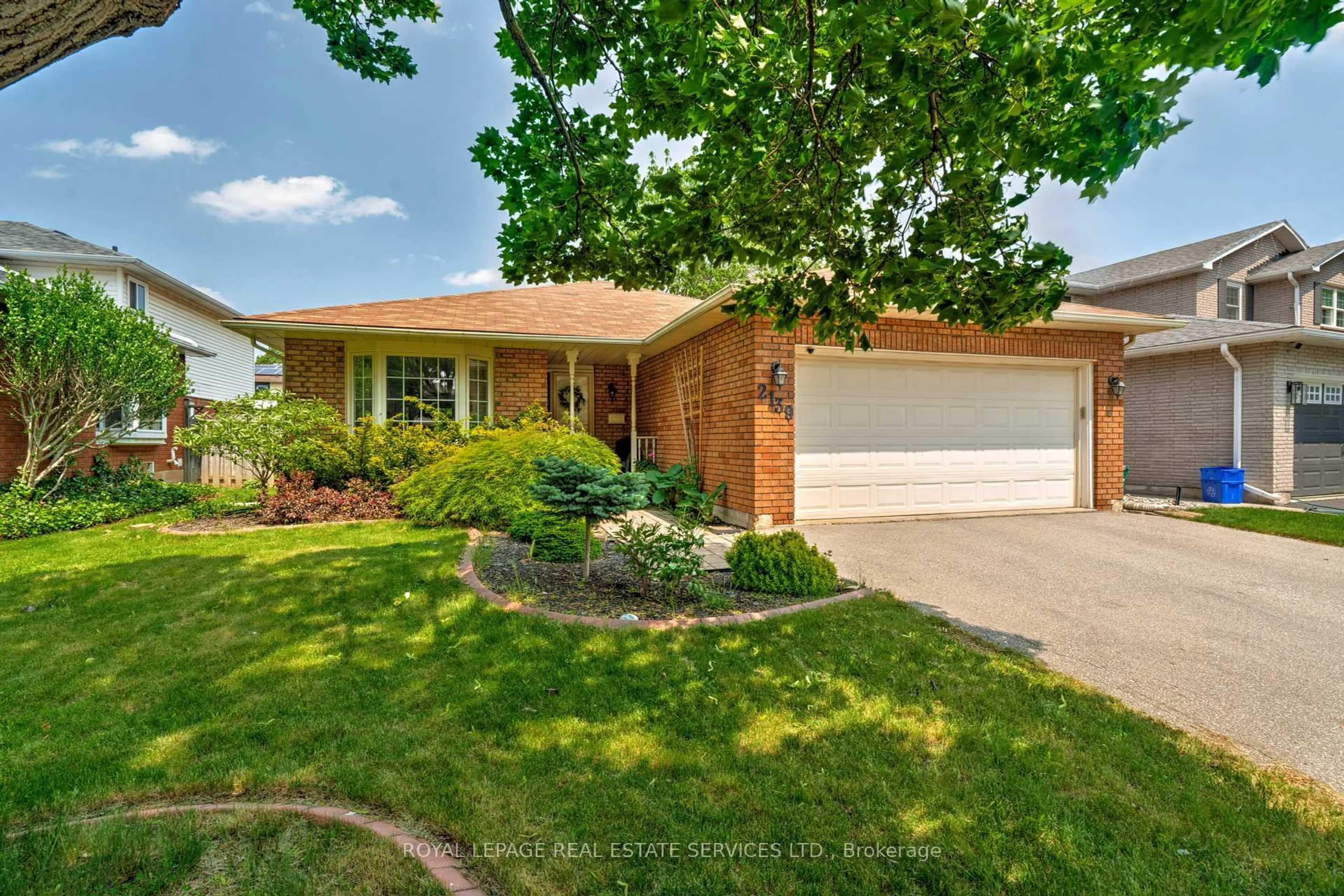 Home with brick exterior material, street for 2139 Marc Lane, Burlington Ontario L7M 3P7