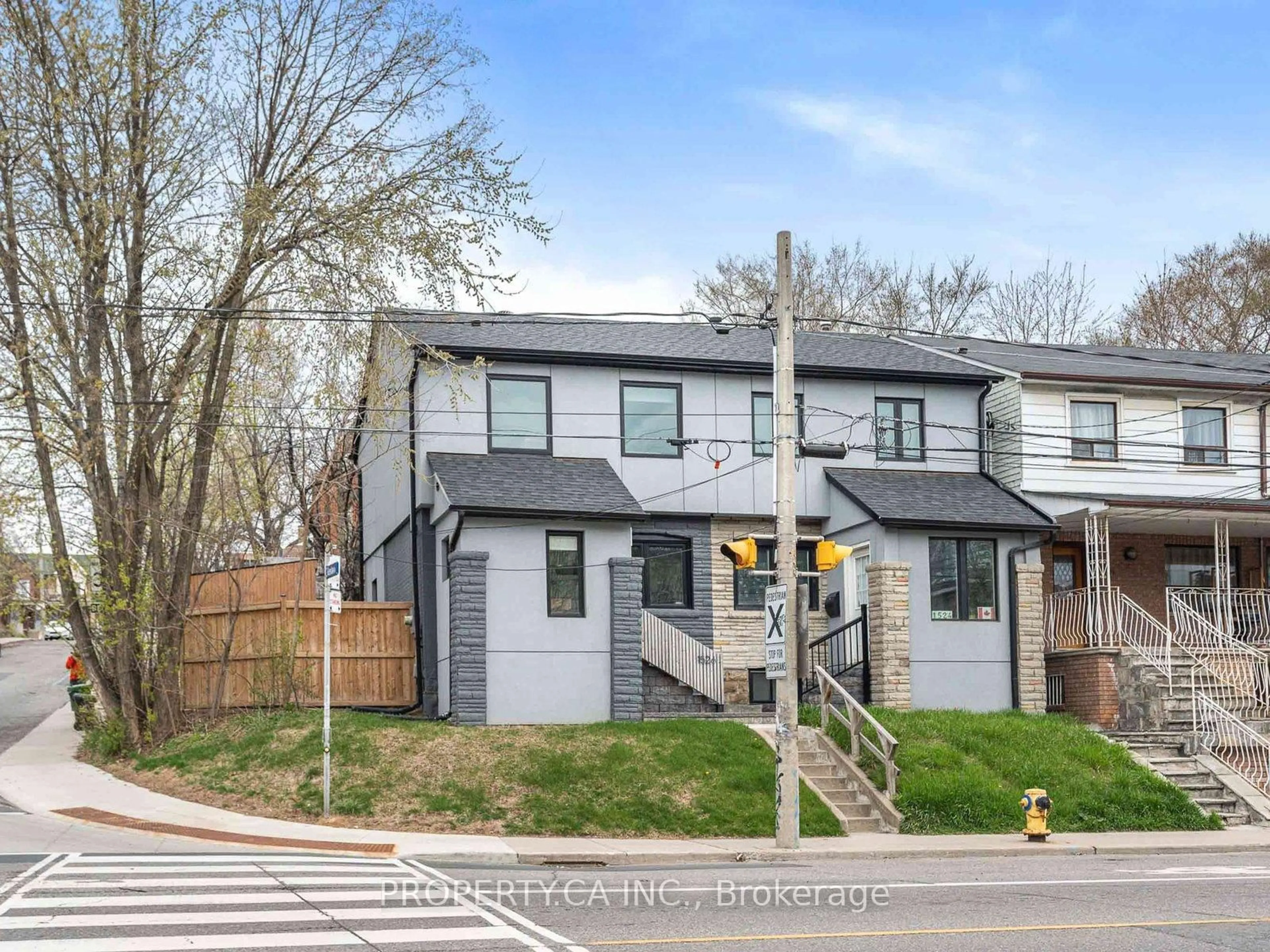Unknown for 1526 Davenport Rd, Toronto Ontario M6H 2H8