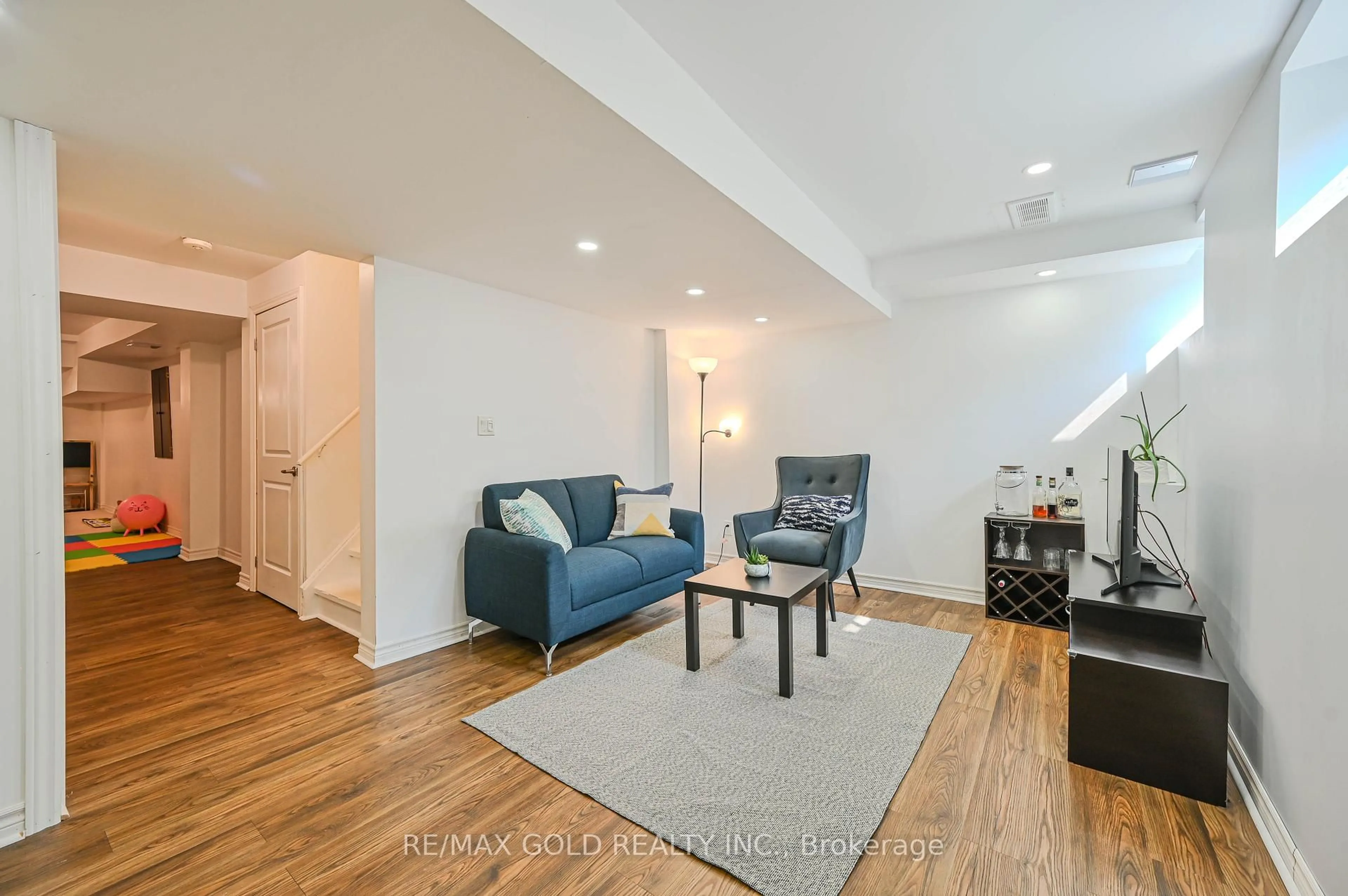 Living room with furniture, unknown for 67 Rockbrook Tr, Brampton Ontario L7A 4H9