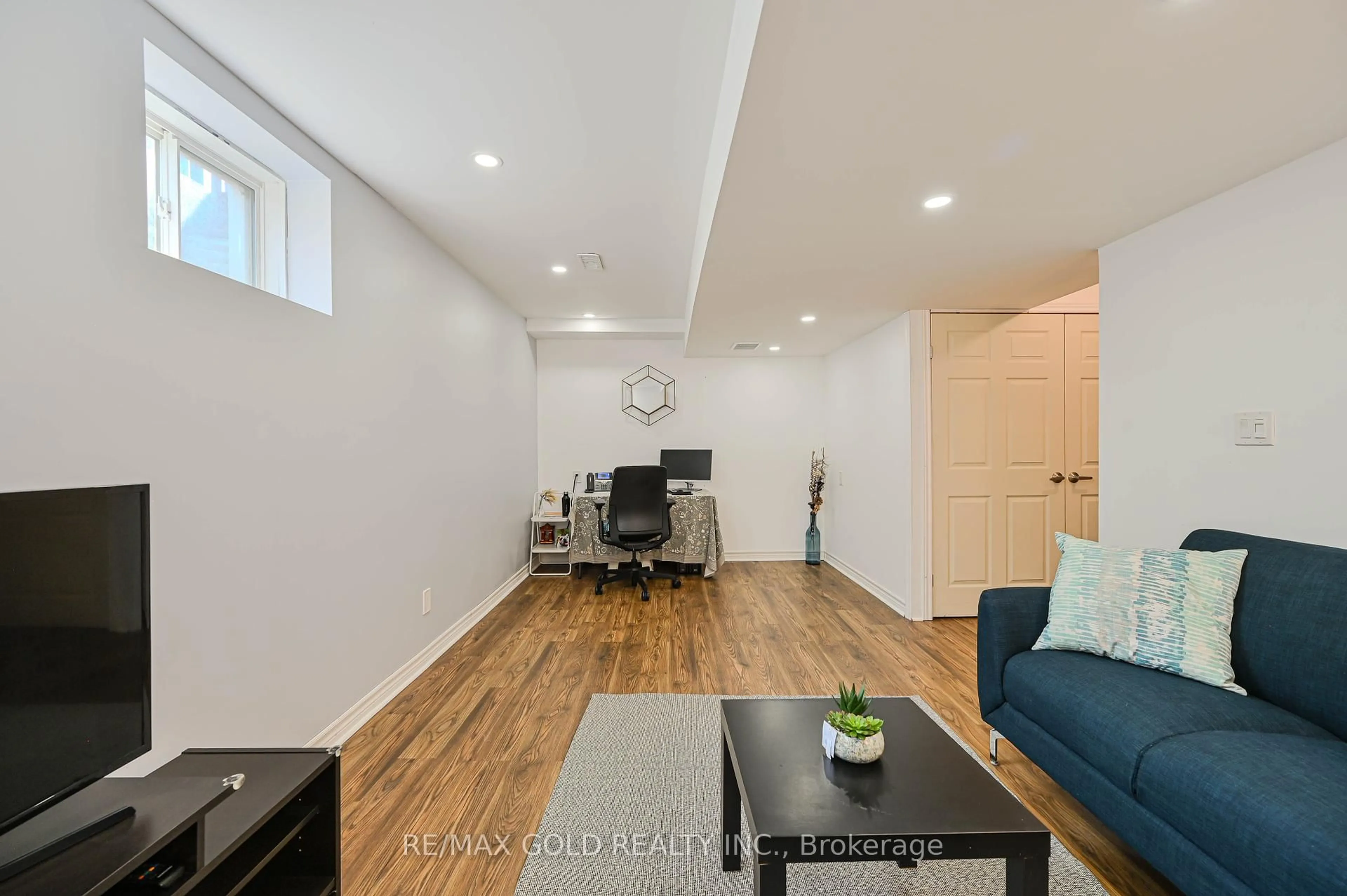 A pic of a room for 67 Rockbrook Tr, Brampton Ontario L7A 4H9