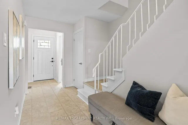 Additional property image - 4197 Longmoor Dr Unit 1