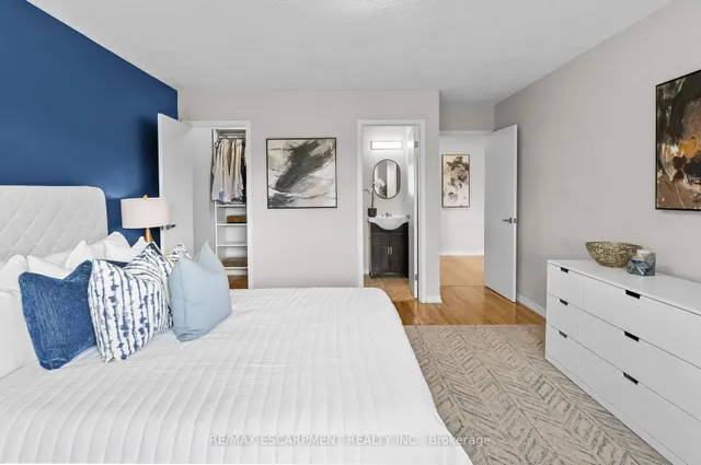Additional property image - 4197 Longmoor Dr Unit 1