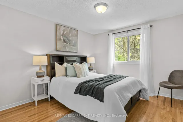 Additional property image - 4197 Longmoor Dr Unit 1