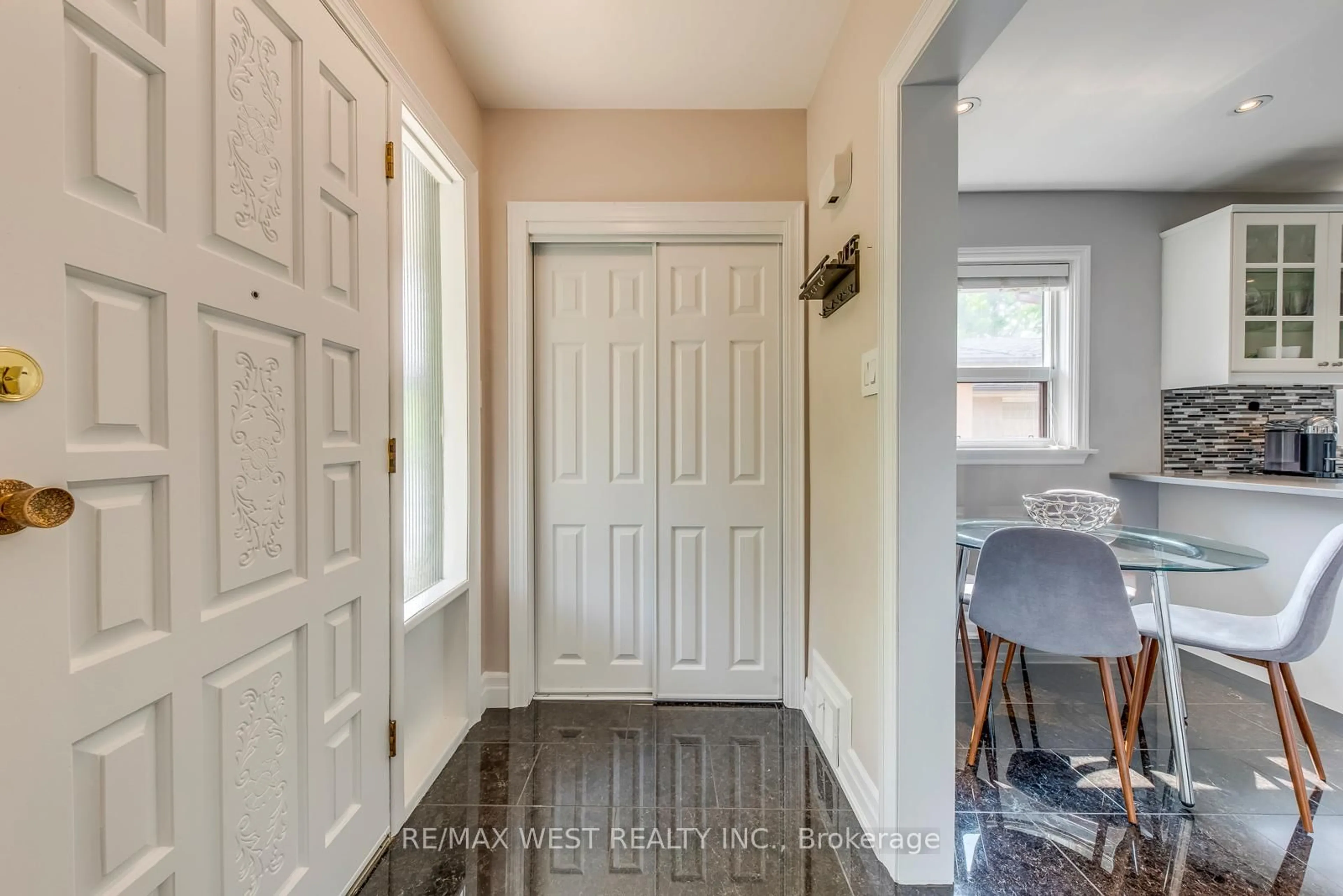 Indoor entryway for 12 Redbank Rd, Toronto Ontario M6M 2X5