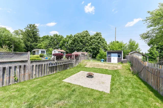 Primary image of 282 Royal Salisbury Way