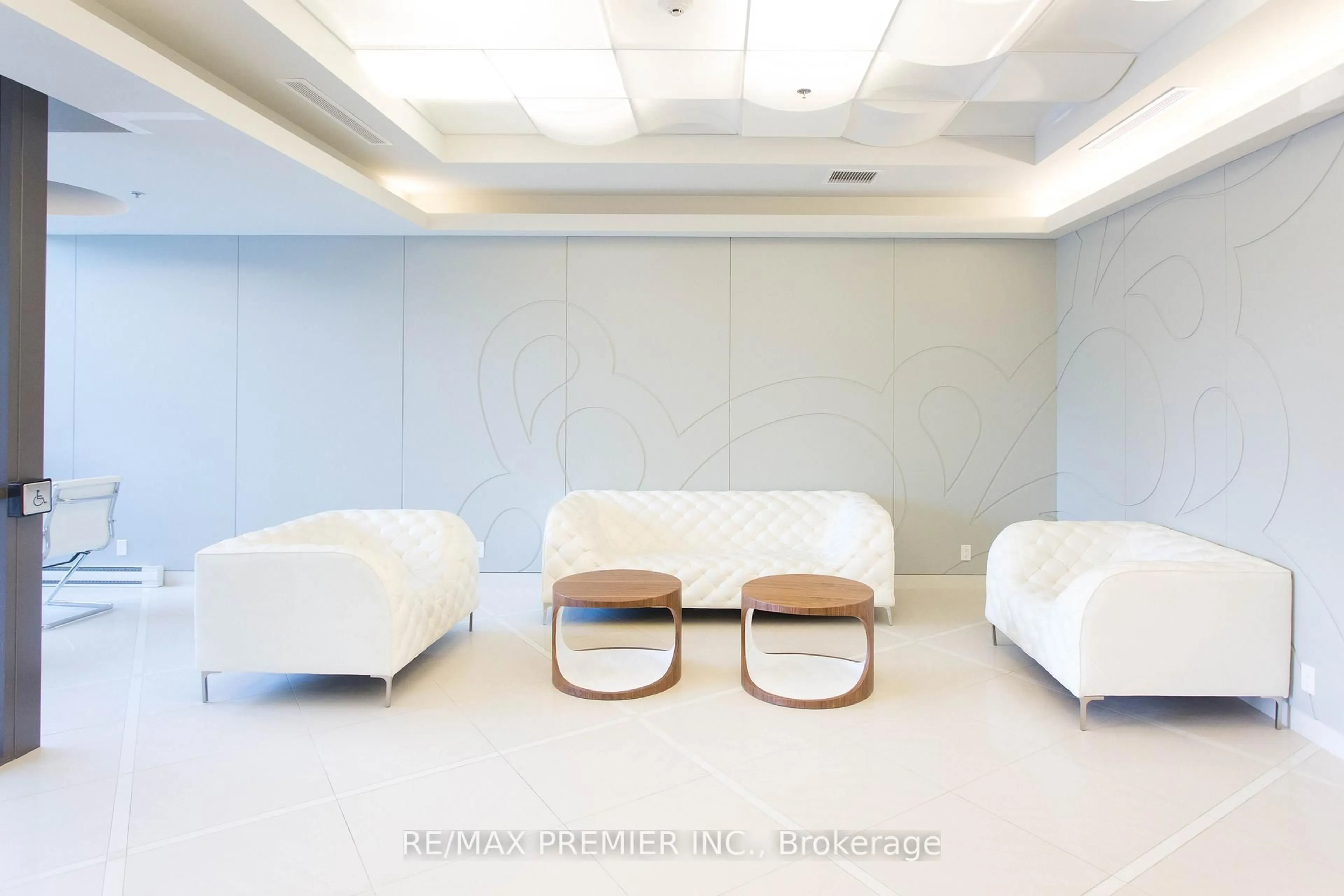 A pic of a room for 80 Esther Lorrie Dr #214, Toronto Ontario M9W 0C6