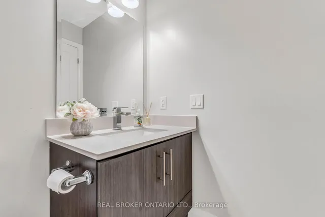 Additional property image - 15 Lynch St Unit 1904
