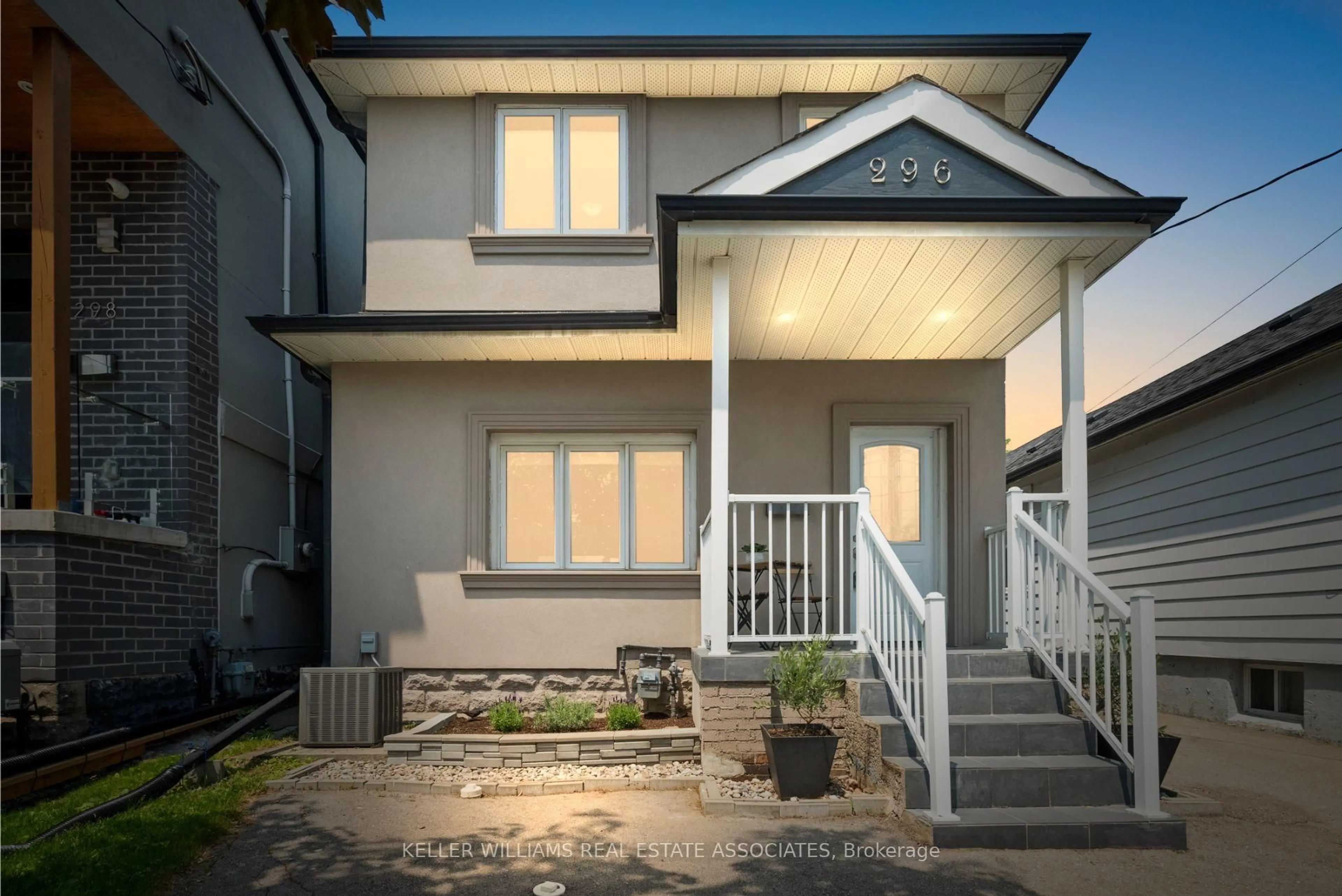 Home with vinyl exterior material, street for 296 Melrose St, Toronto Ontario M8Z 1G6