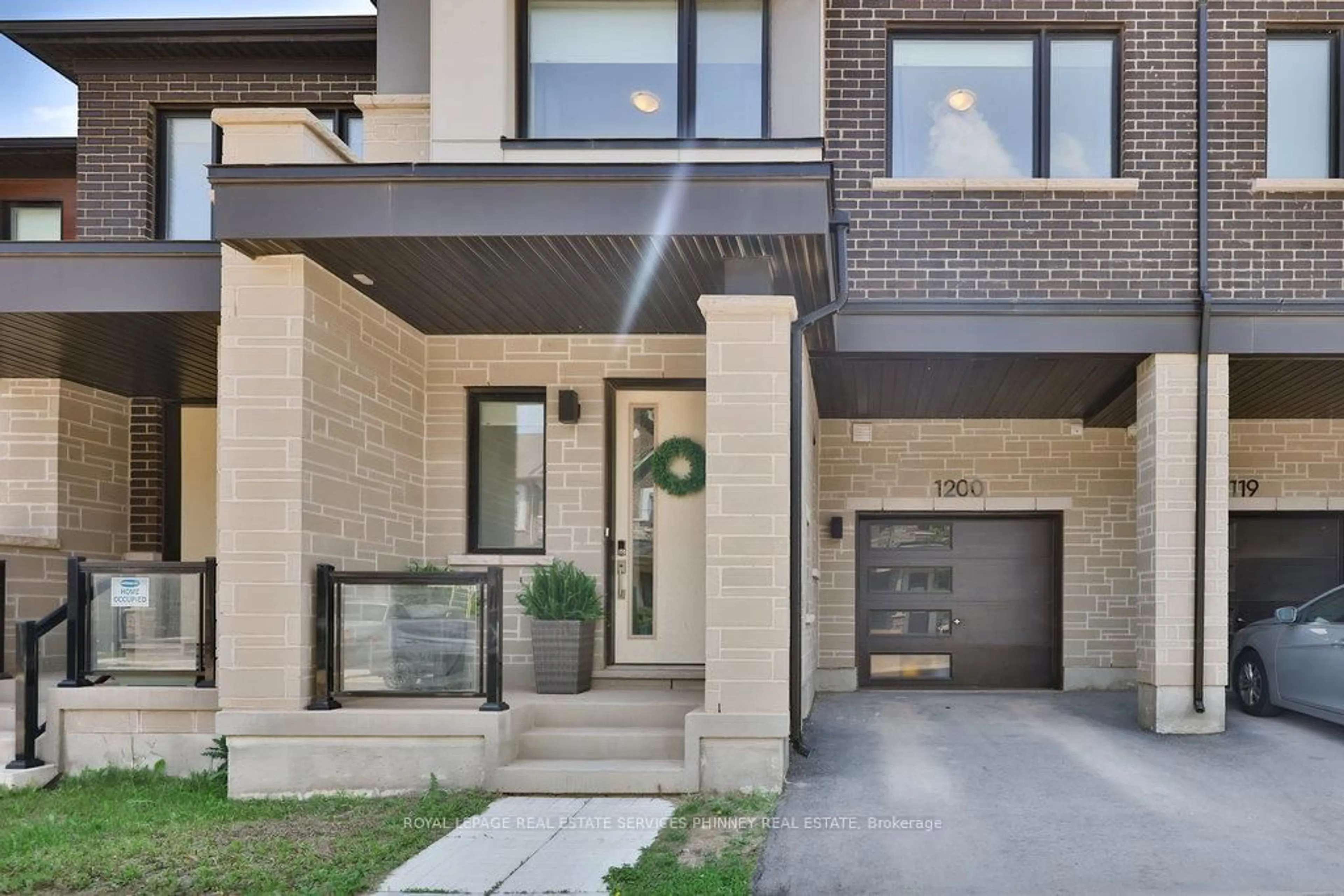 Home with brick exterior material, street for 1200 Anson Gate, Oakville Ontario L6H 3Z9