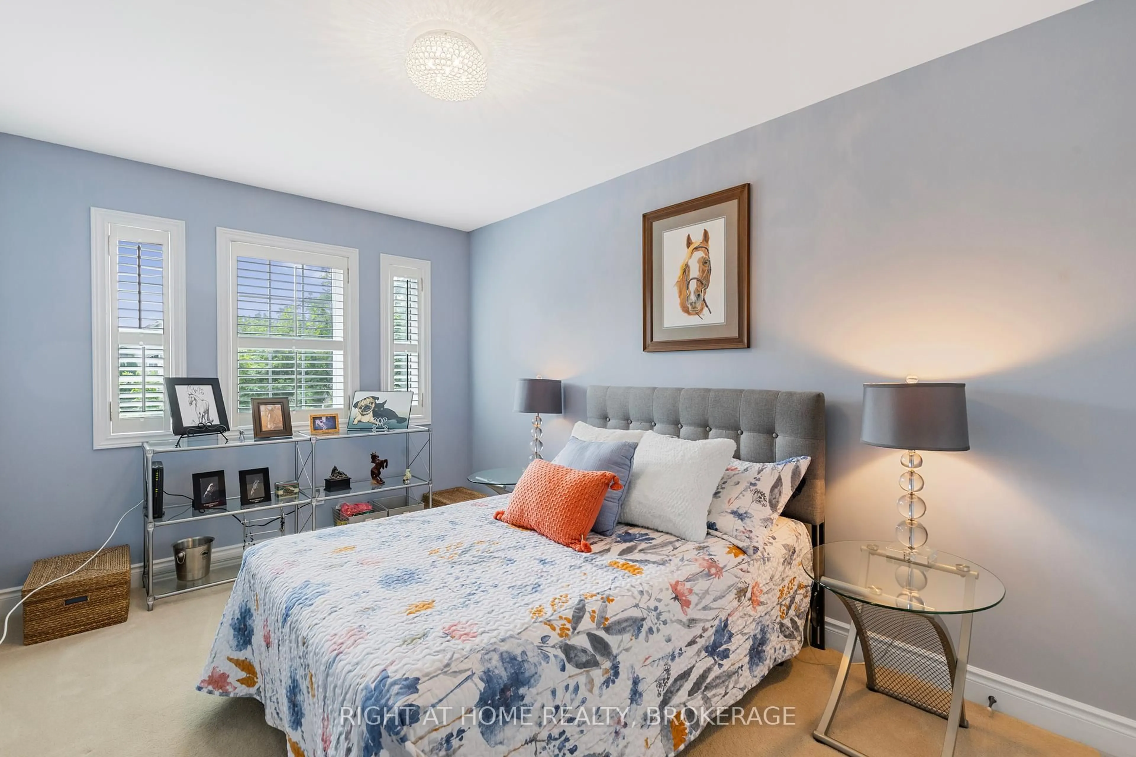 Bedroom with bed, unknown for 3399 Hayhurst Cres, Oakville Ontario L6L 6W9