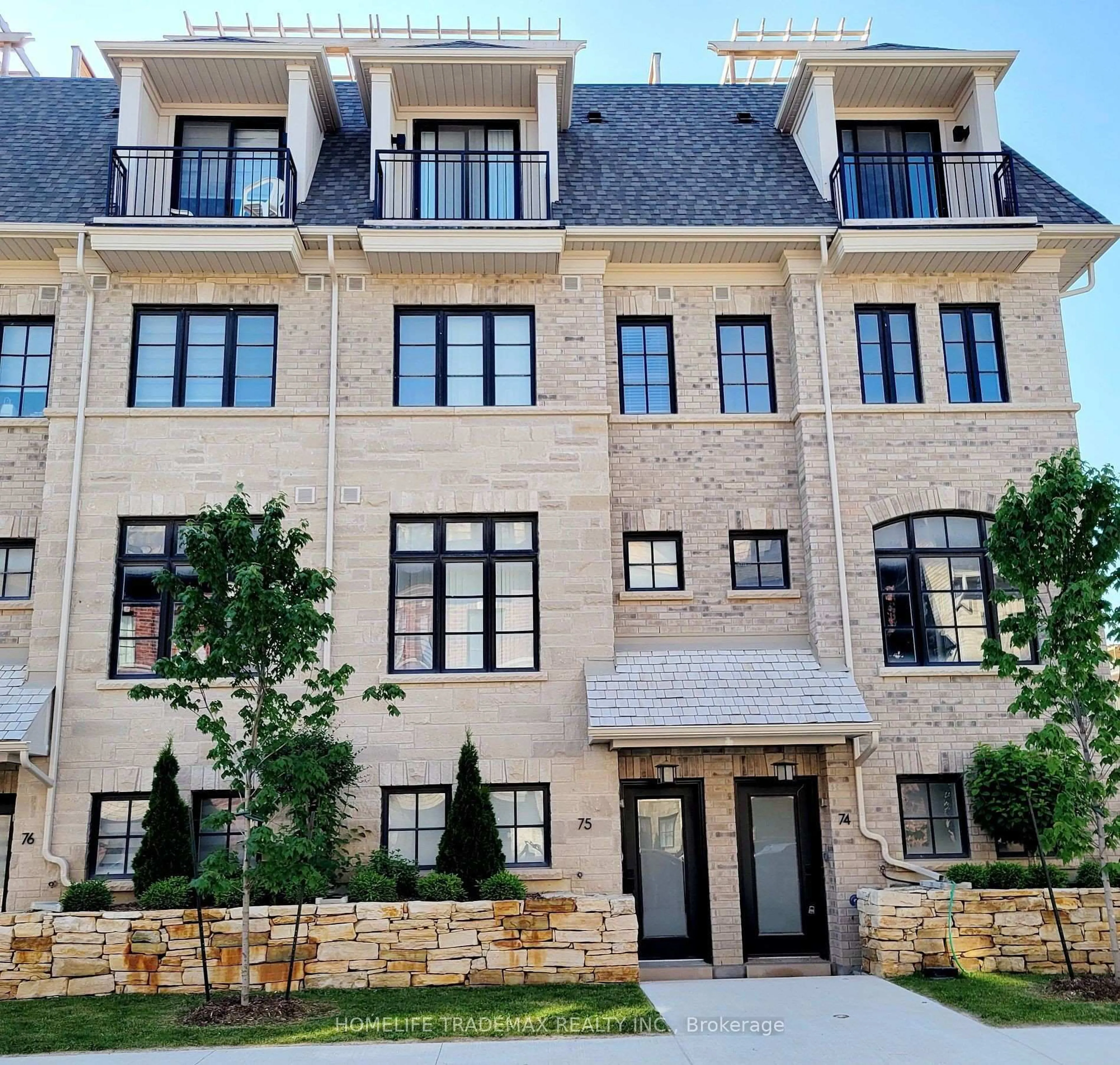 Home with brick exterior material, unknown for 15 Lunar Cres #75, Mississauga Ontario L5M 2R6