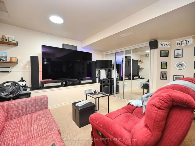 Additional property image - 20 Marshmarigold Dr