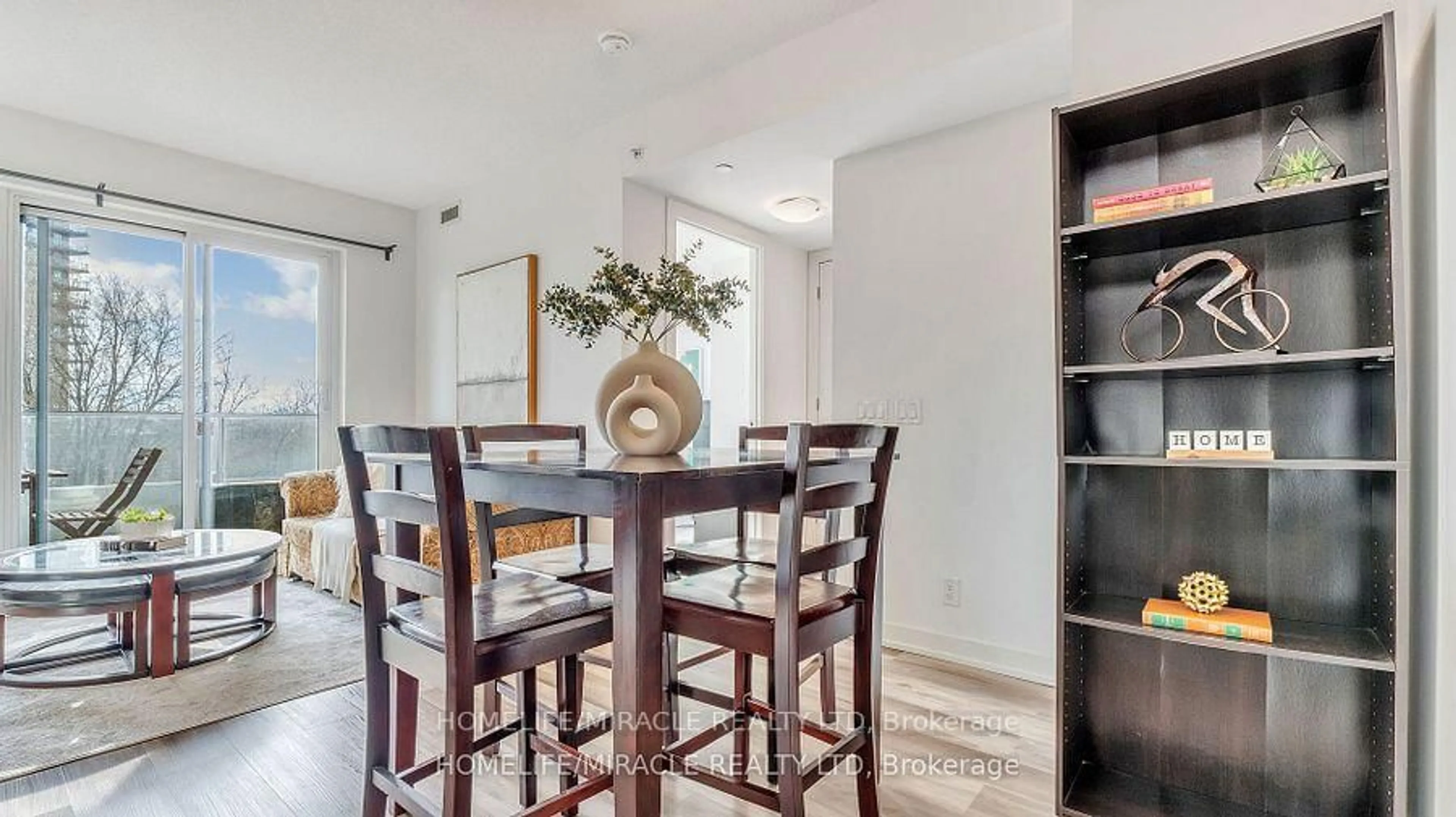 Dining room, unknown for 2220 Lake Shore Blvd #616, Toronto Ontario M8V 1A4