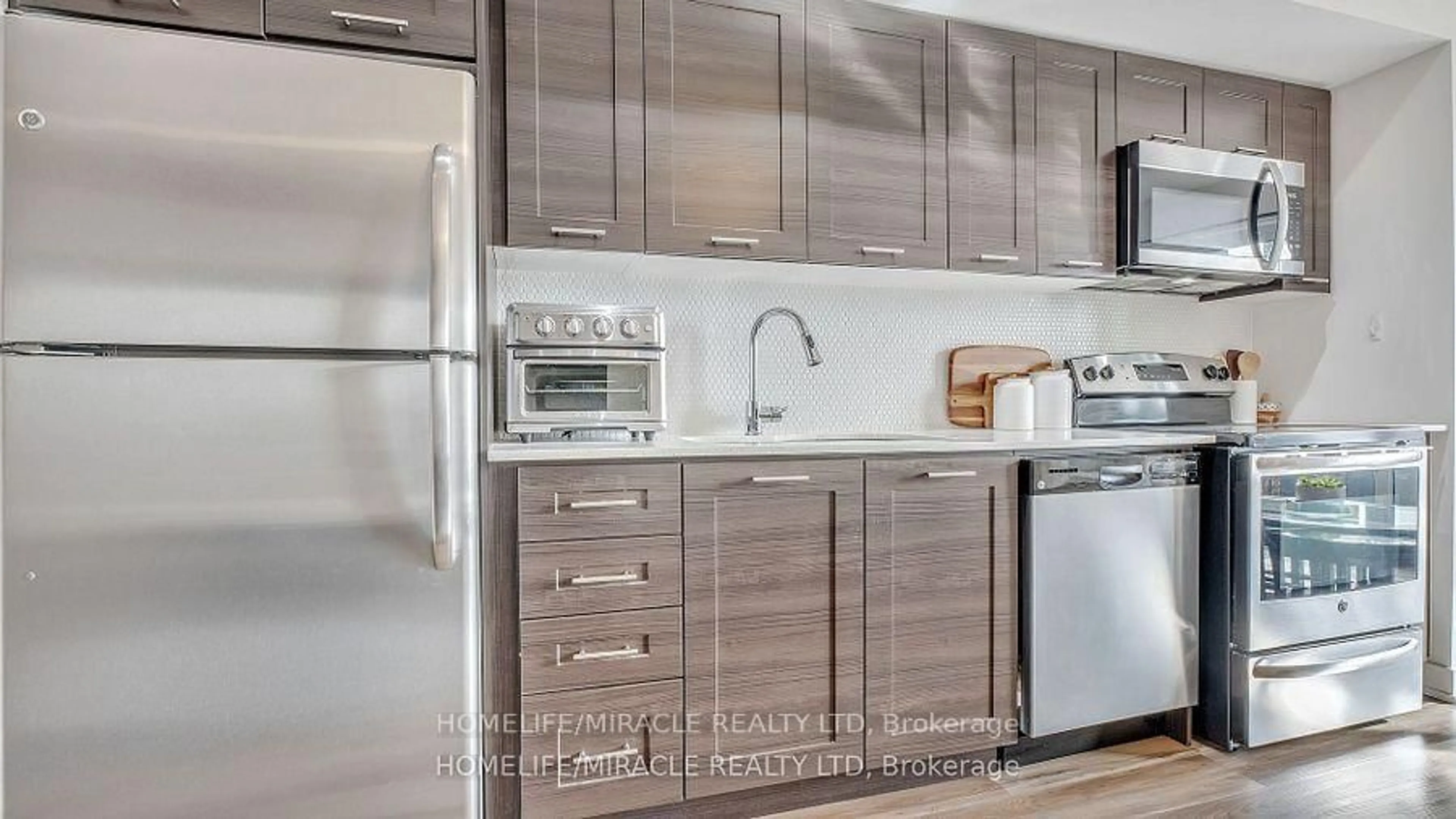 Standard kitchen, unknown for 2220 Lake Shore Blvd #616, Toronto Ontario M8V 1A4