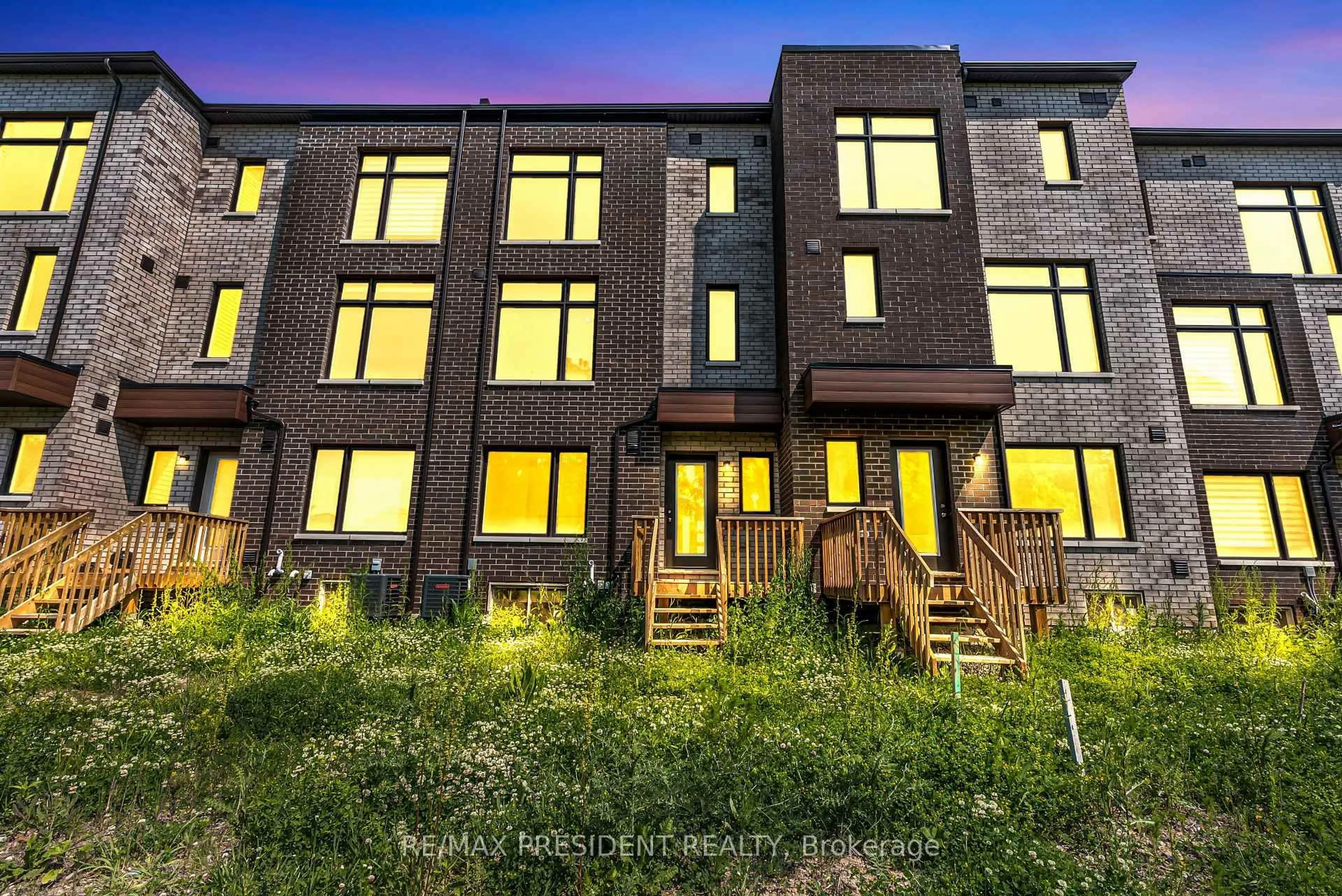 Home with brick exterior material, street for 34 Queenpost Dr, Brampton Ontario L6Y 6L2
