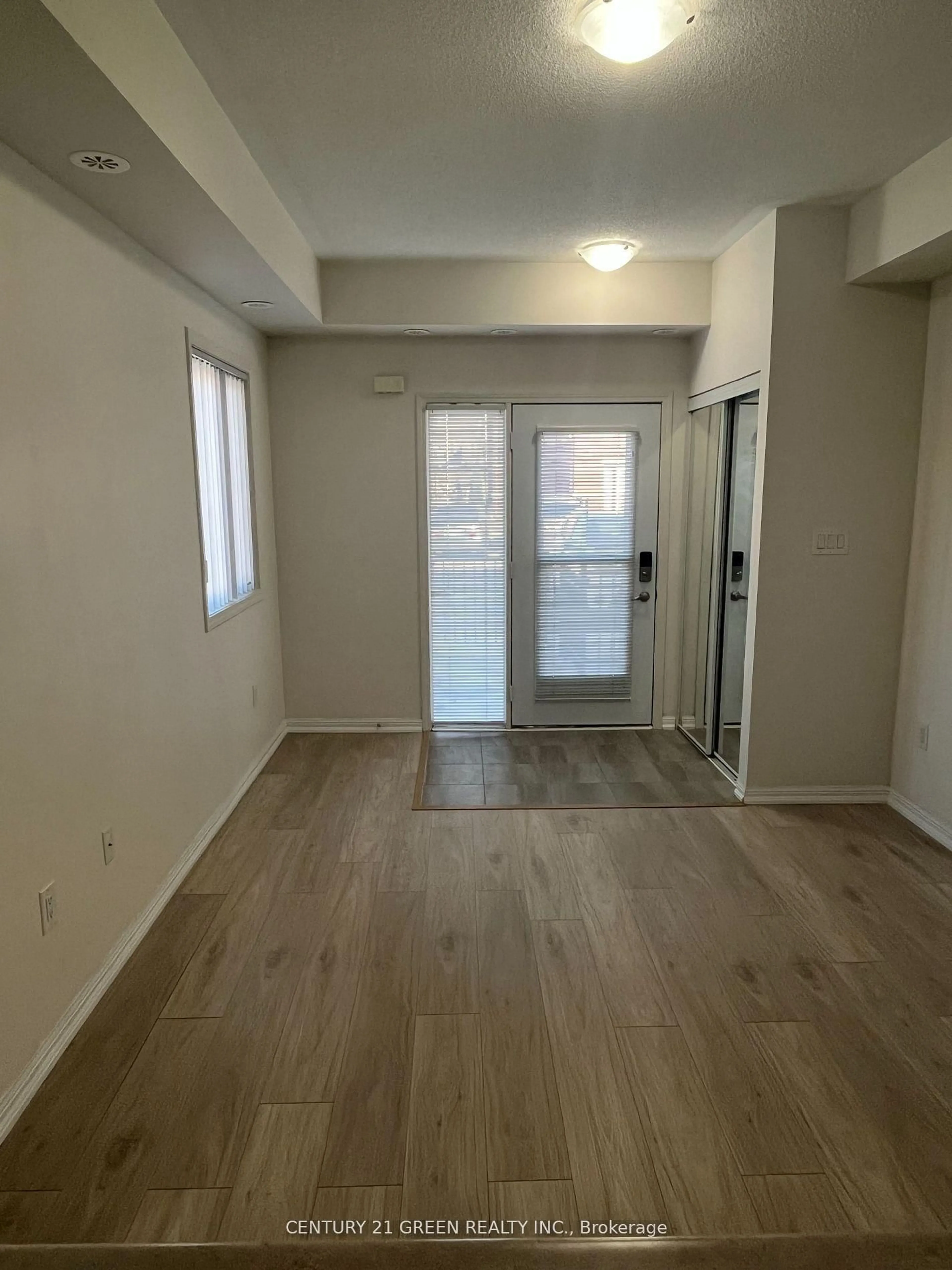 A pic of a room for 250 Sunny Meadow Blvd #310, Brampton Ontario L6R 3Y6