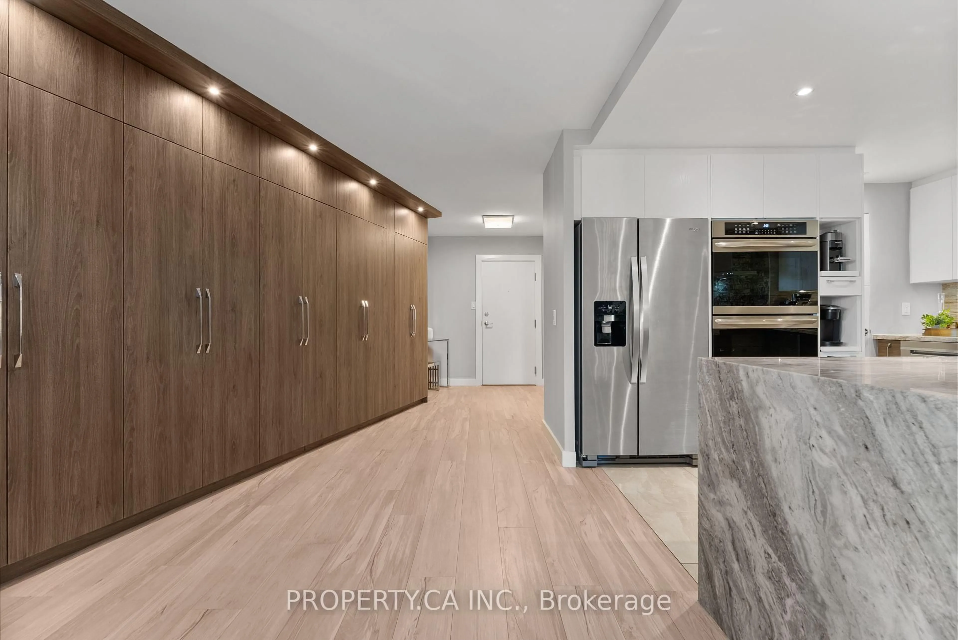 Unknown for 40 Richview Rd #1701, Toronto Ontario M9A 5C1