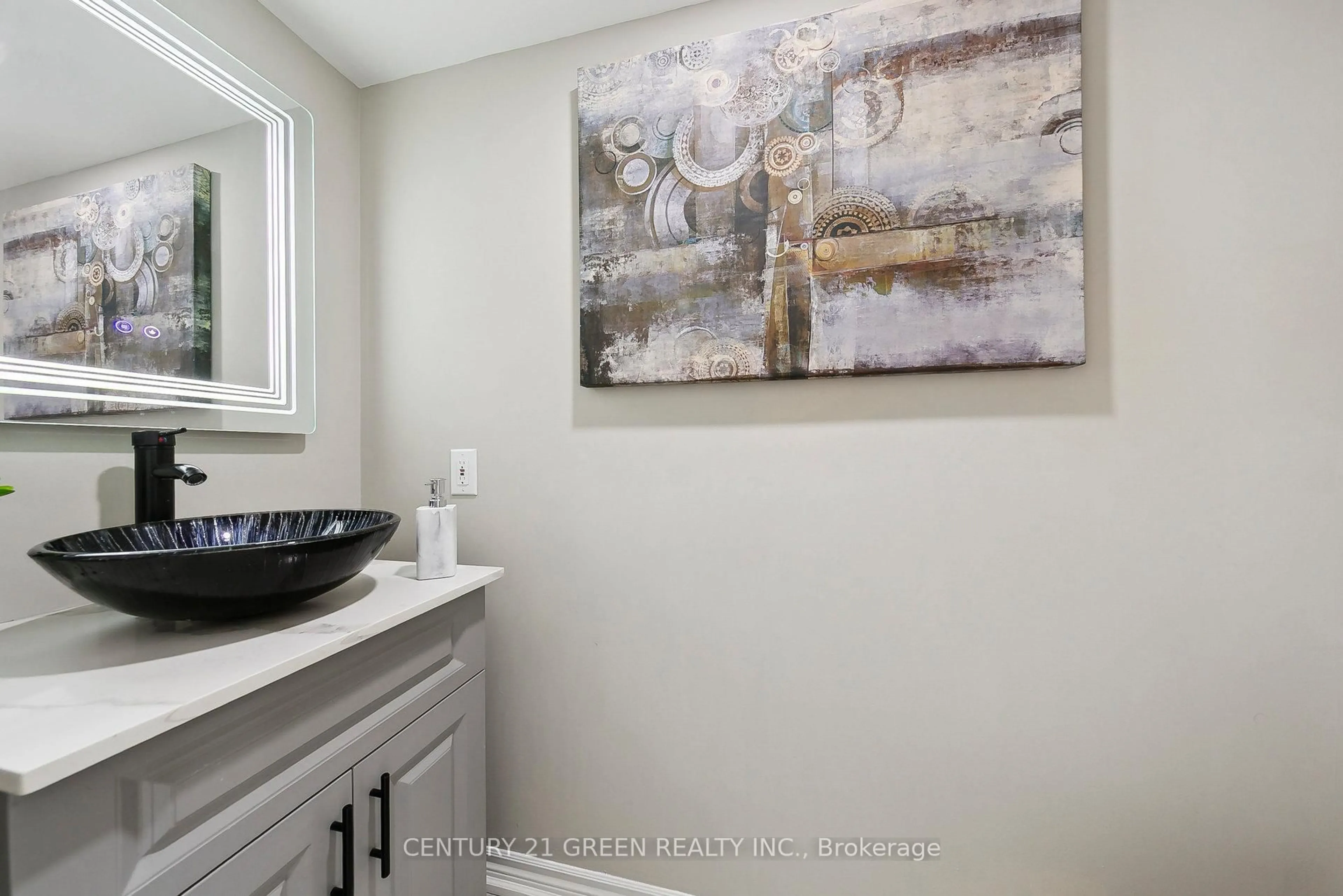 Unknown for 2046 Glenhampton Rd, Oakville Ontario L6M 3T9