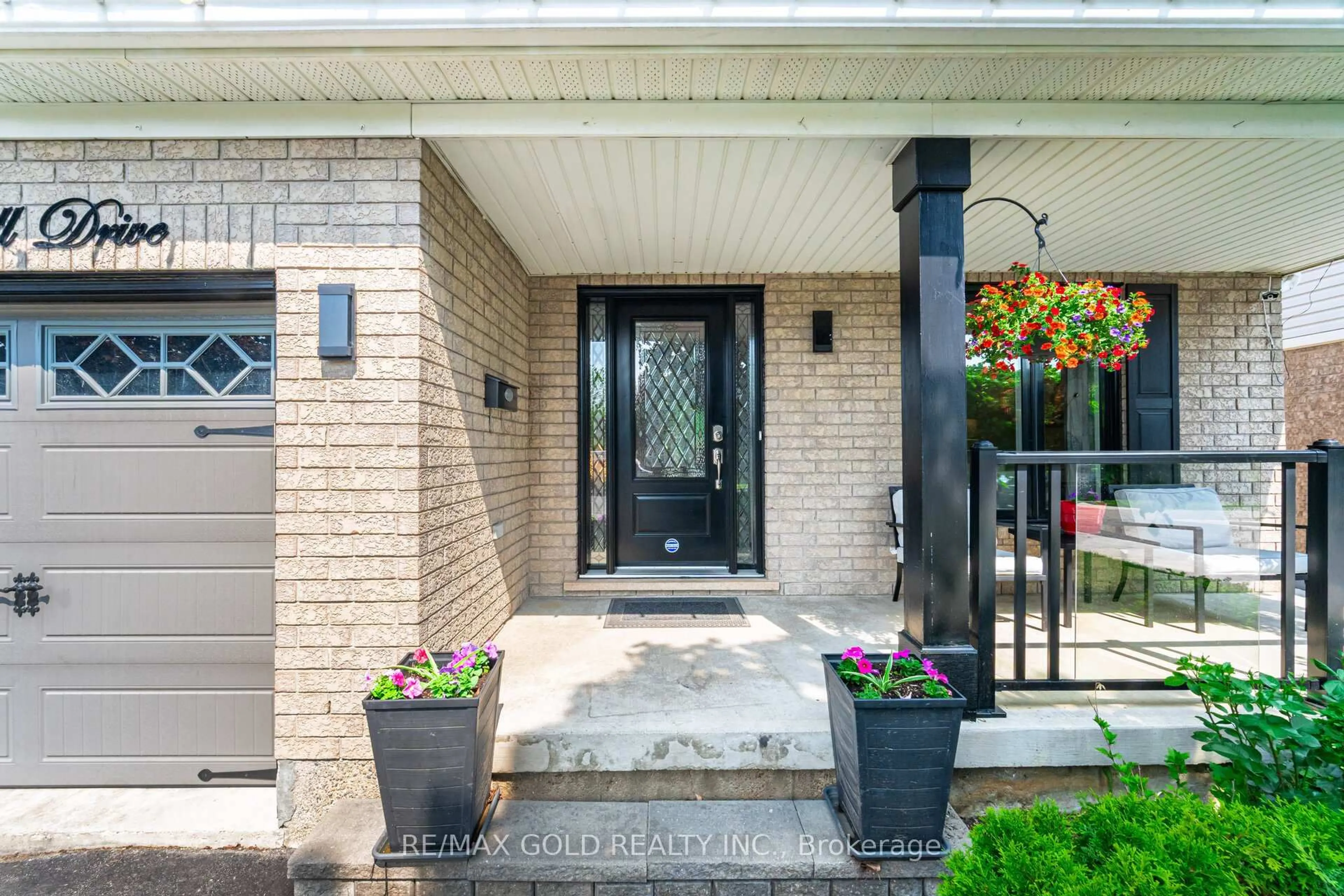 Unknown for 60 Sugarhill Dr, Brampton Ontario L7A 3N2