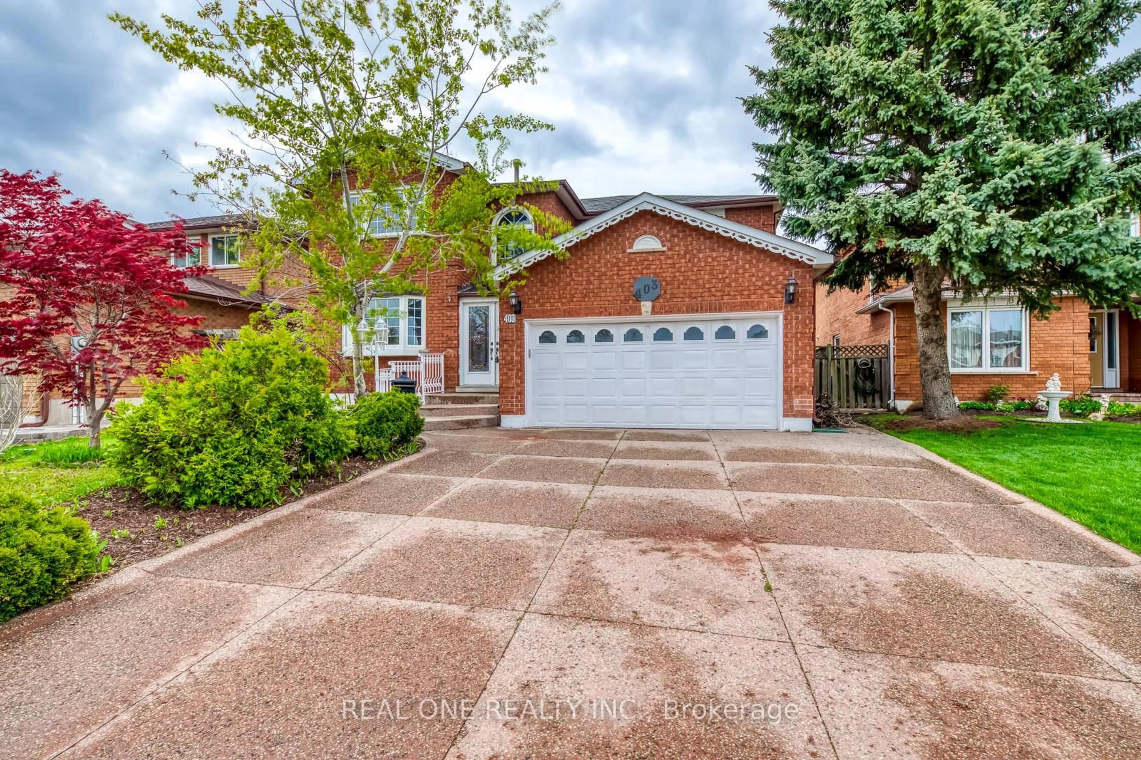 Home with brick exterior material, street for 403 Glenashton Dr, Oakville Ontario L6H 4V7