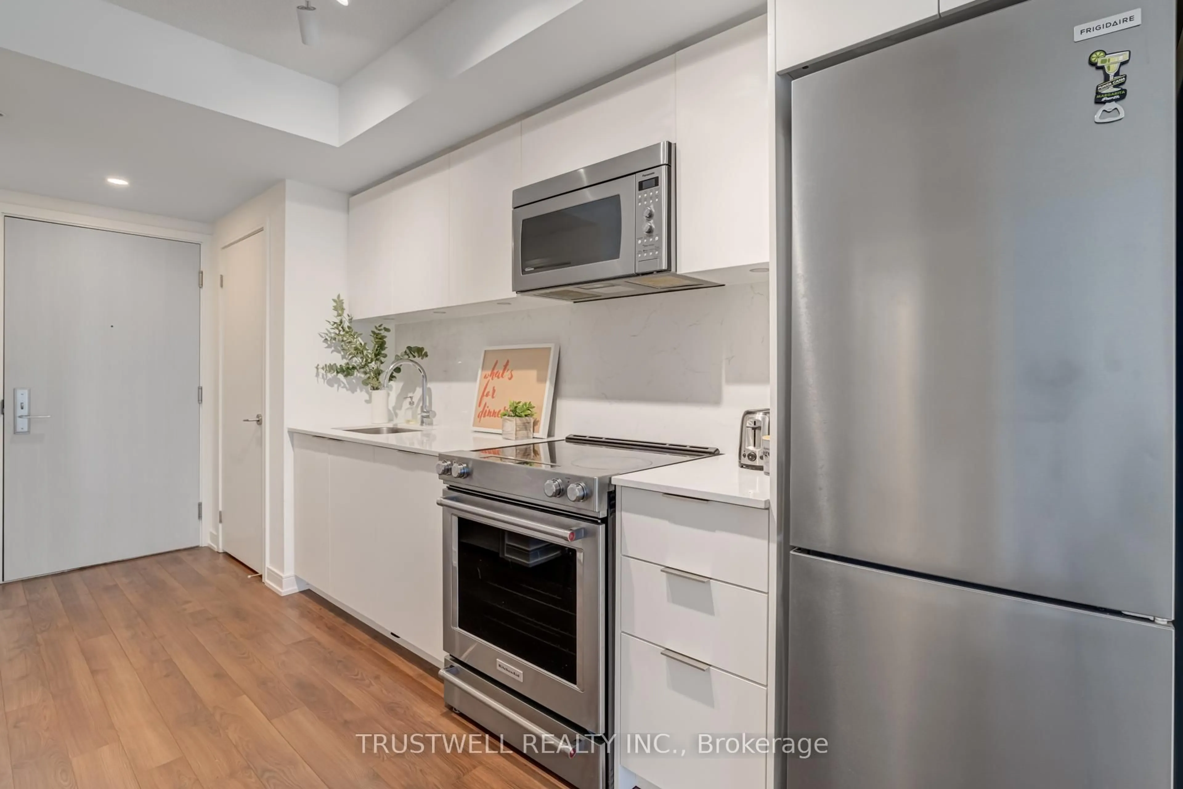 Unknown for 30 Samuel Wood Way #310, Toronto Ontario M9B 0C9