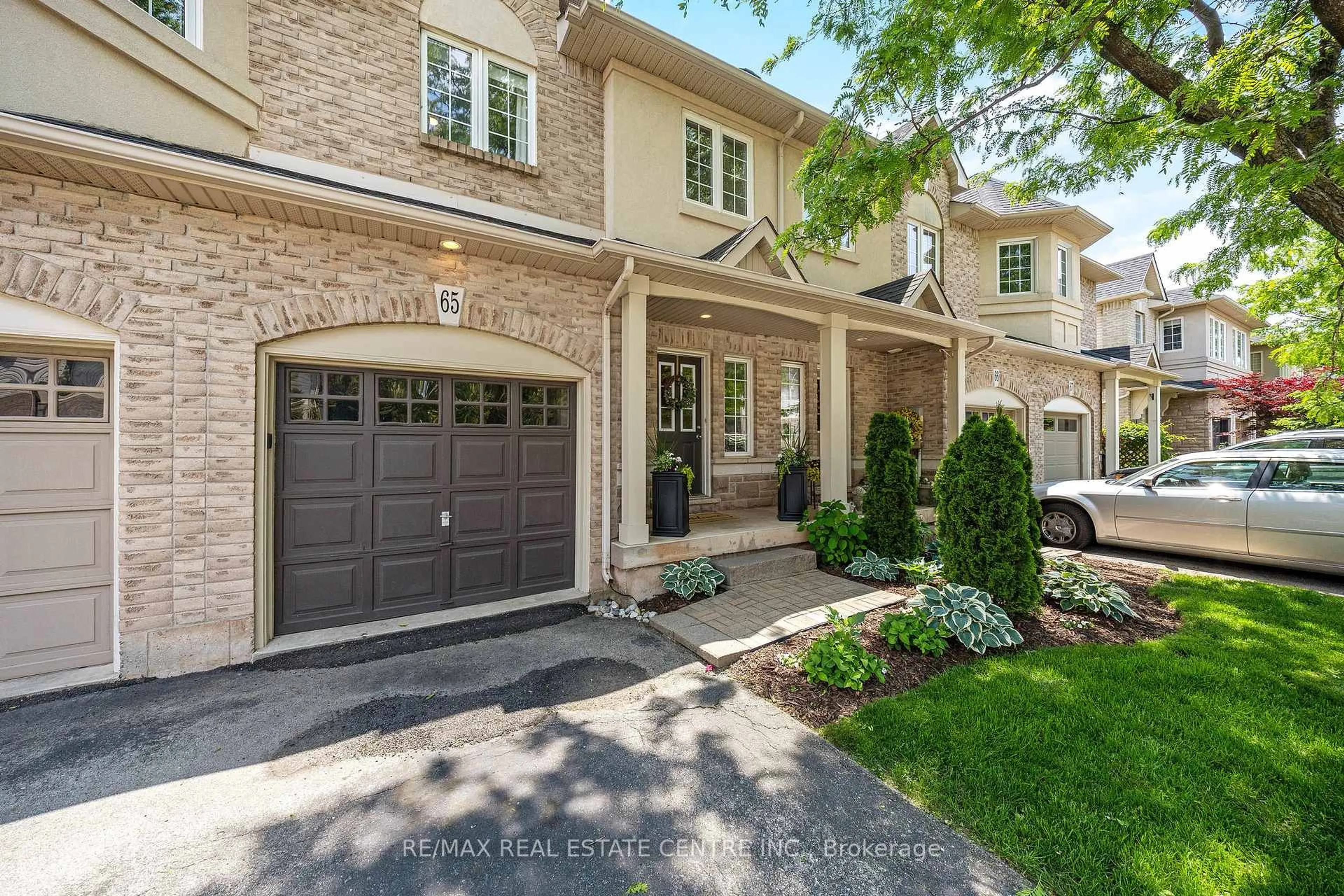 Home with brick exterior material, street for 5080 Fairview St #65, Burlington Ontario L7L 7G2