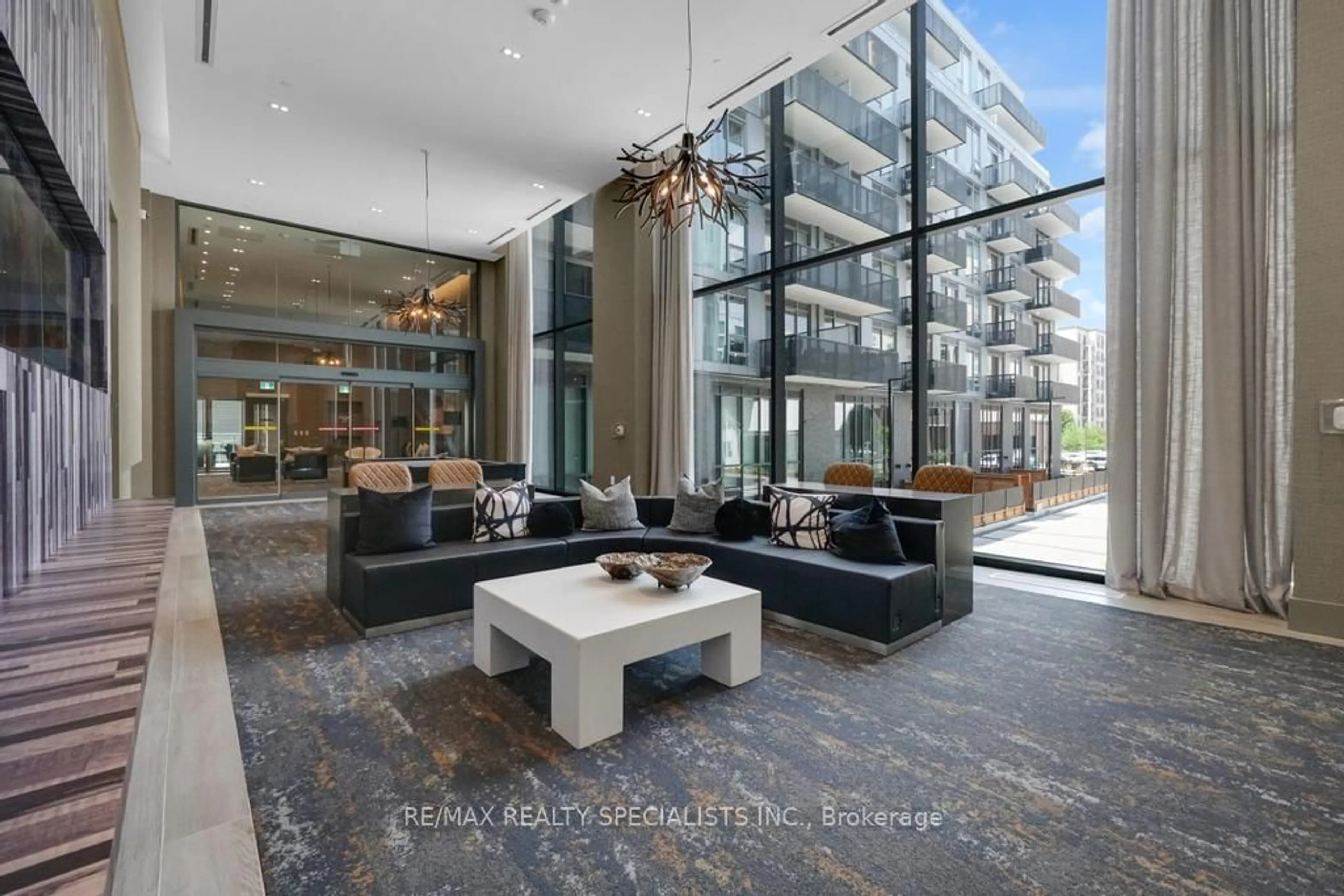Unknown for 2450 Old Bronte Rd #101, Oakville Ontario L6M 5P6